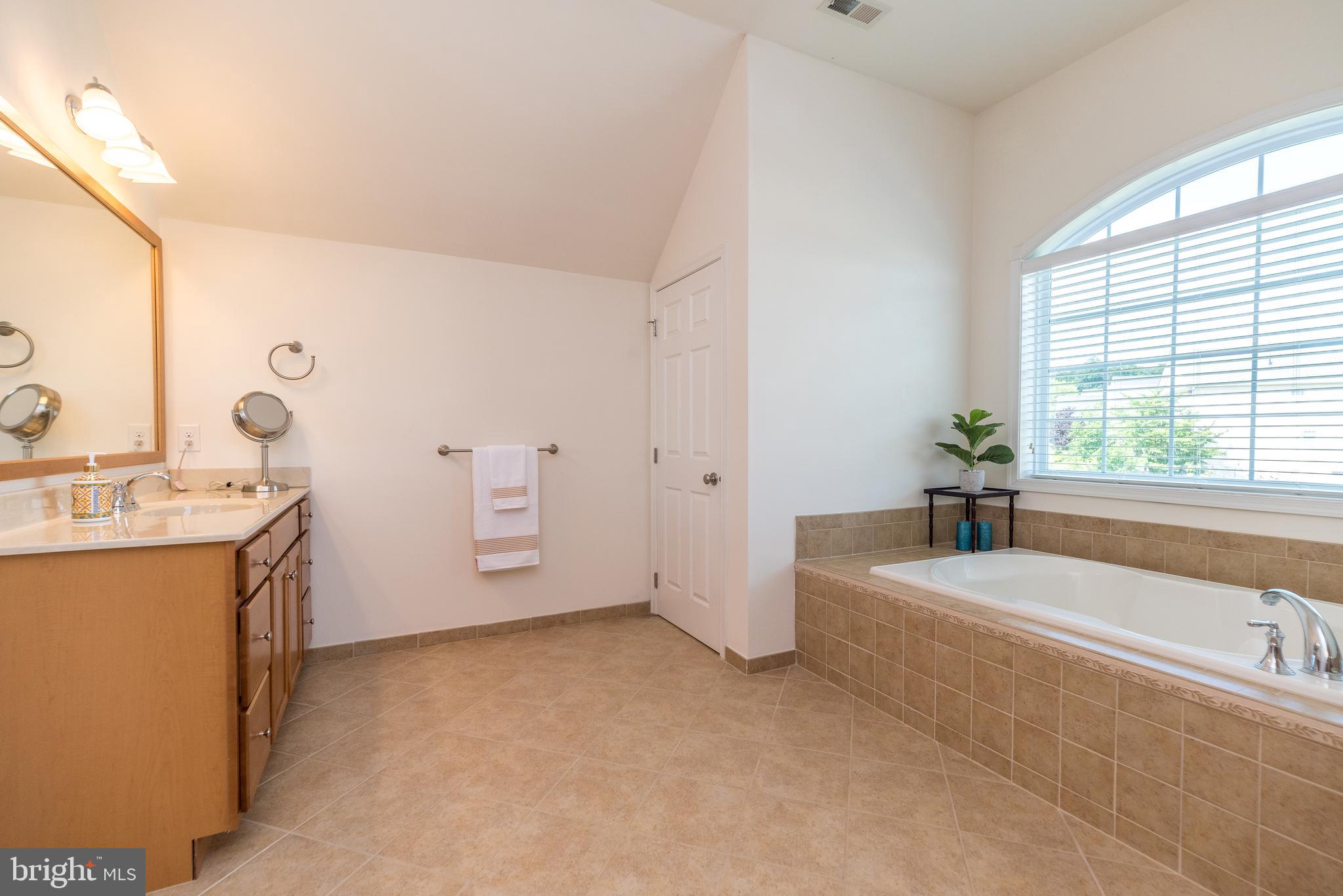 WARRINGTON GLEN - Residential