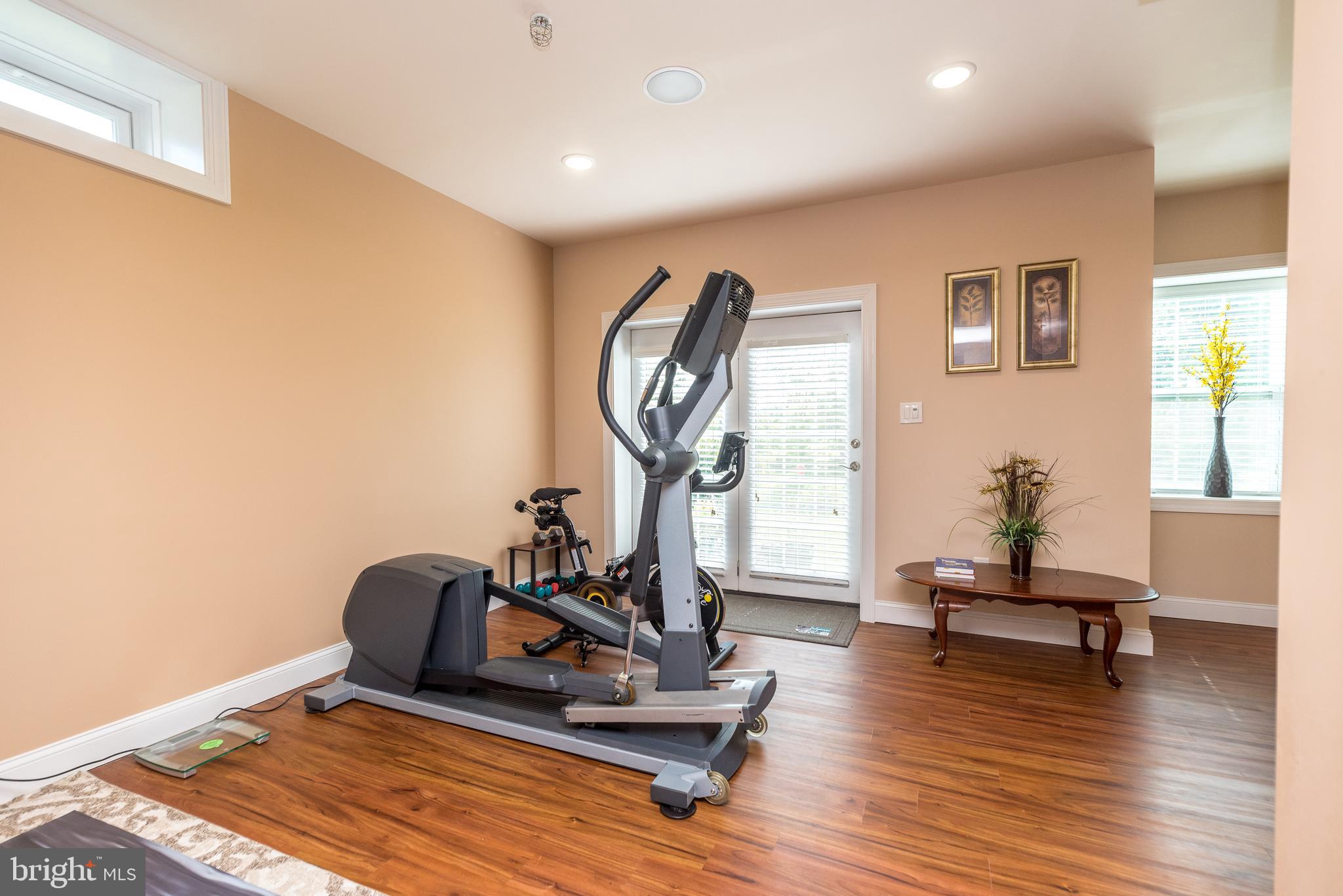 WARRINGTON GLEN - Residential