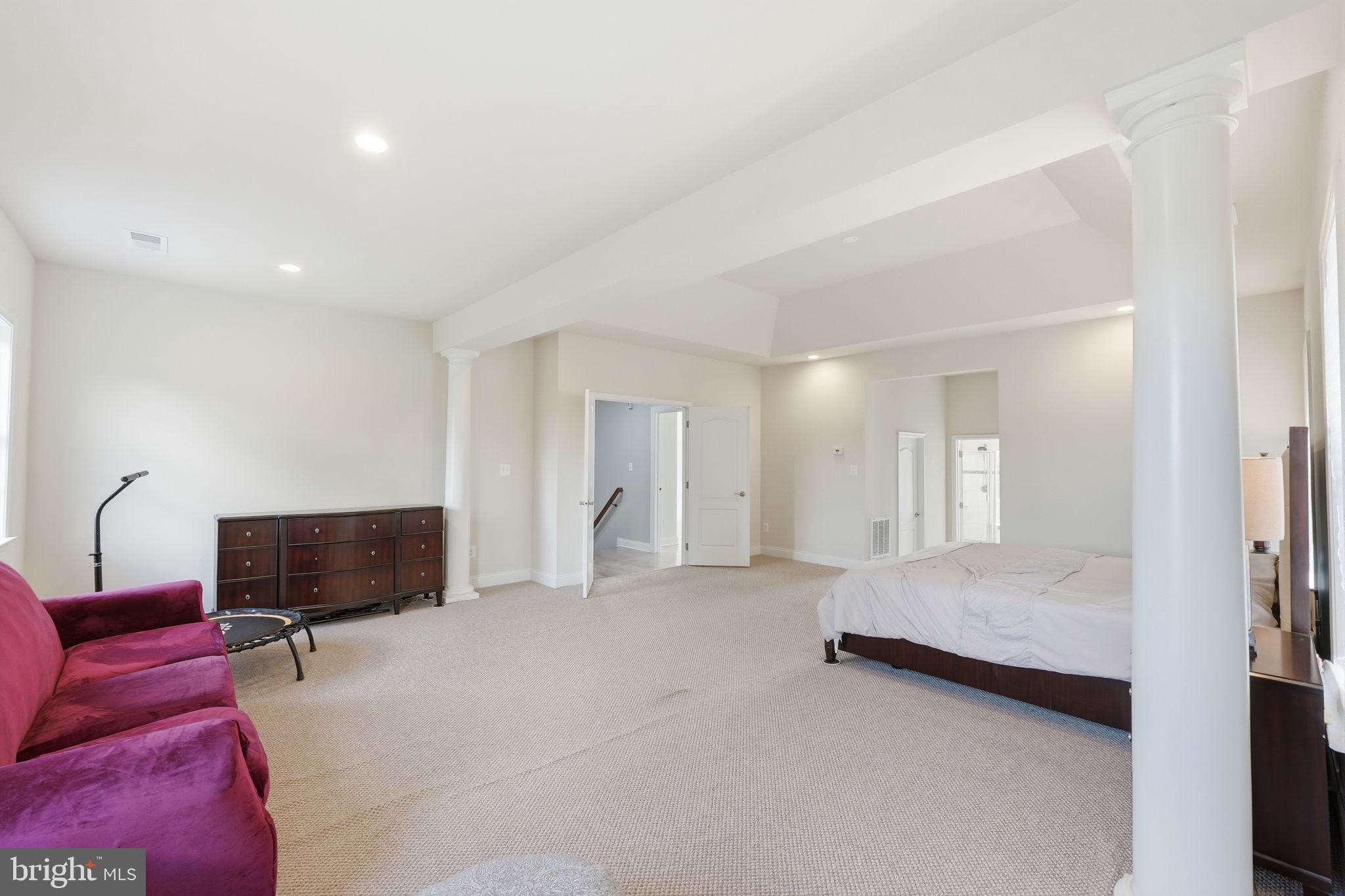 DOMINION VALLEY COUNTRY CLUB - Residential
