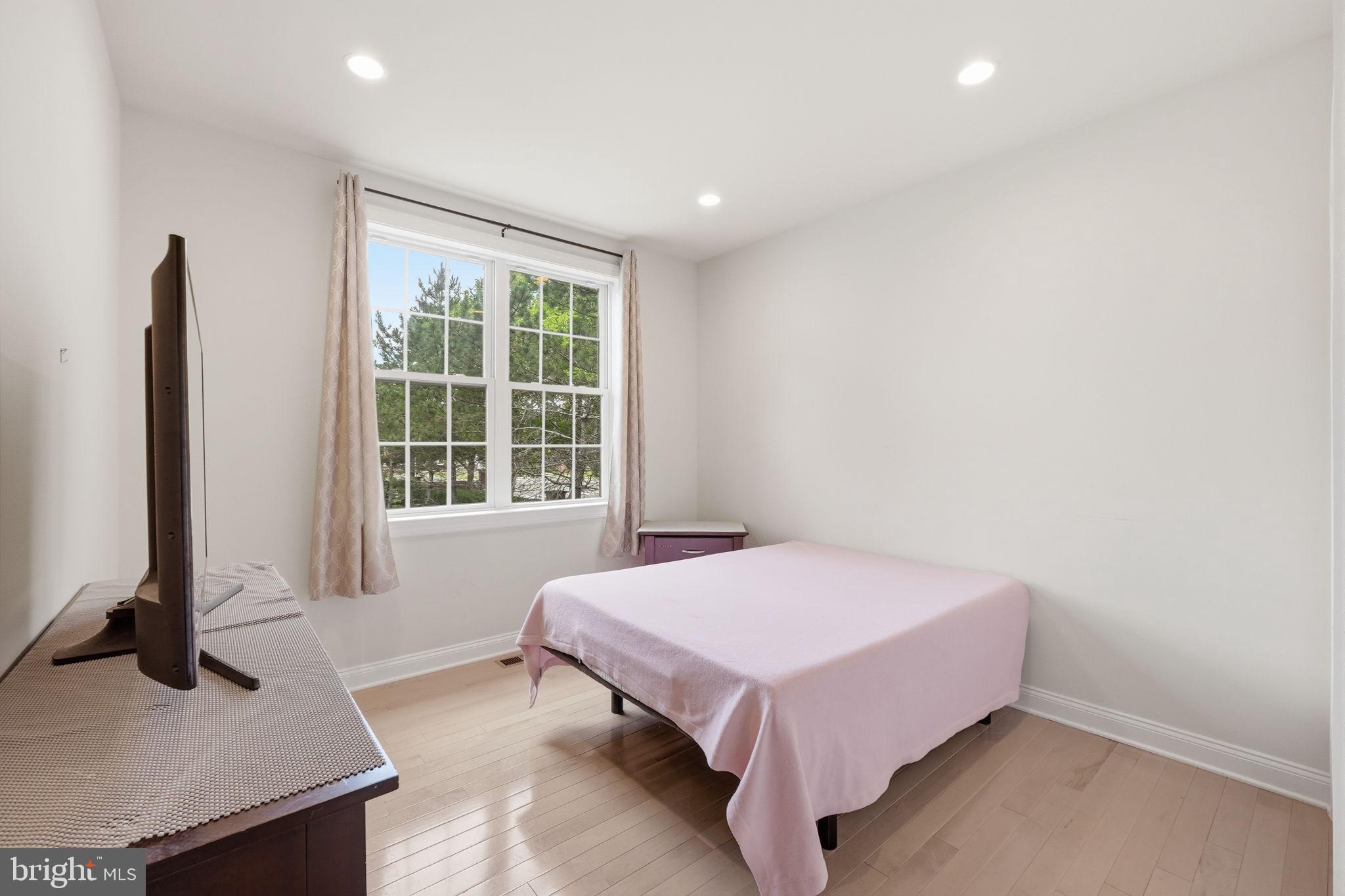 DOMINION VALLEY COUNTRY CLUB - Residential