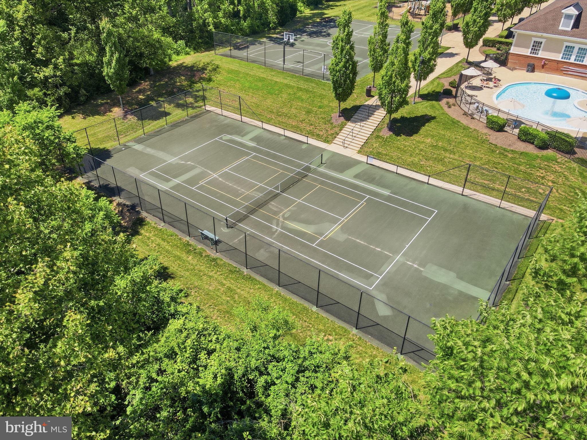 DOMINION VALLEY COUNTRY CLUB - Residential
