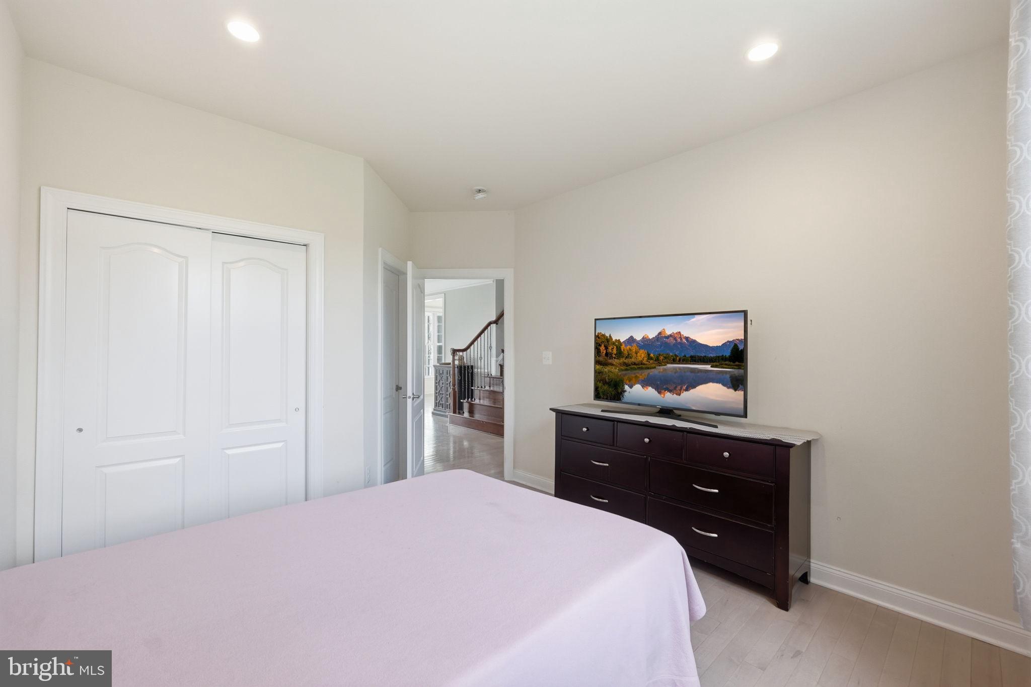 DOMINION VALLEY COUNTRY CLUB - Residential