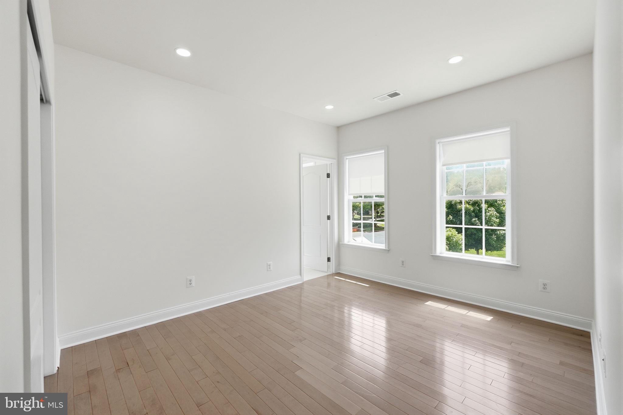 DOMINION VALLEY COUNTRY CLUB - Residential