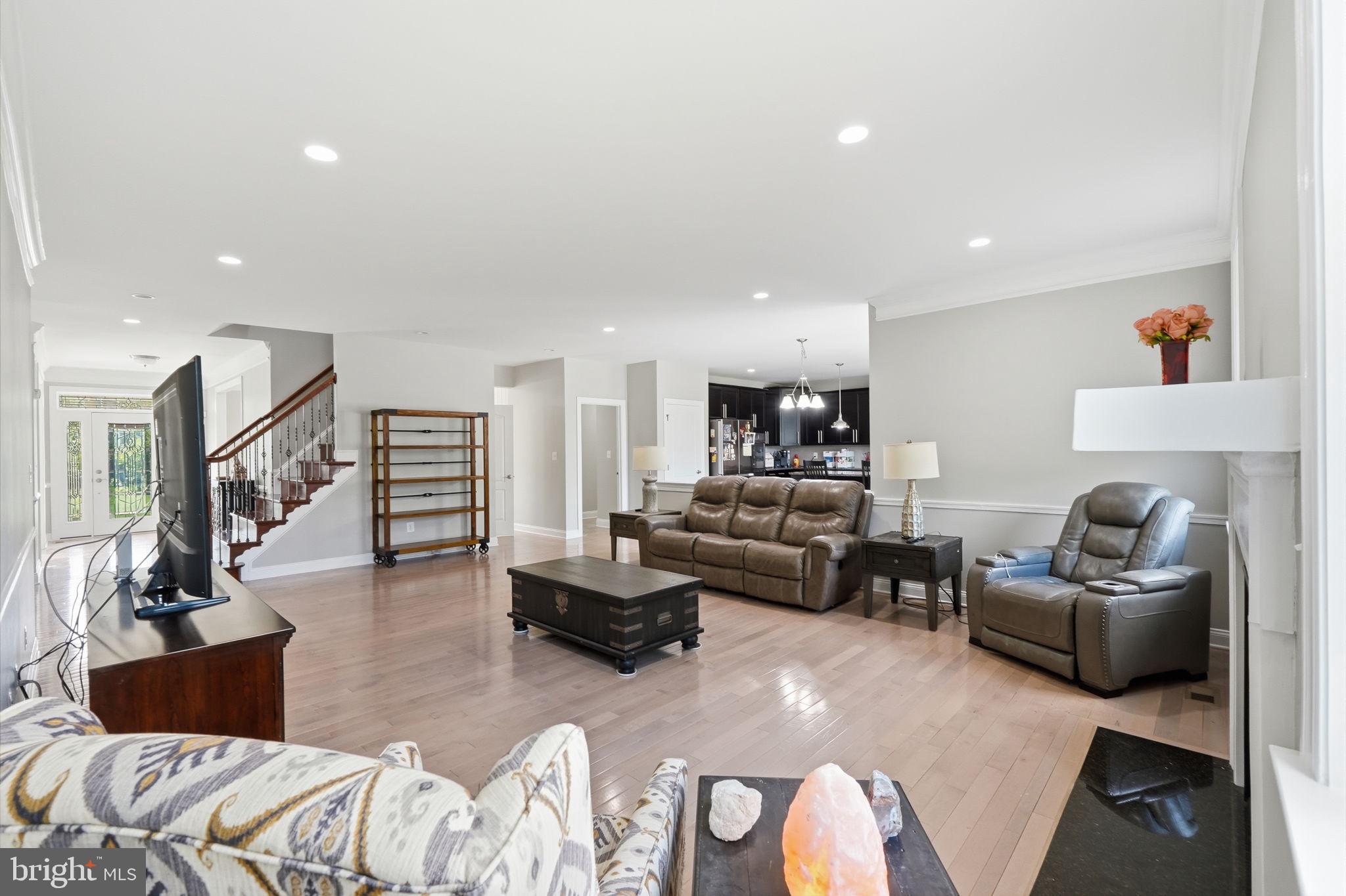 DOMINION VALLEY COUNTRY CLUB - Residential