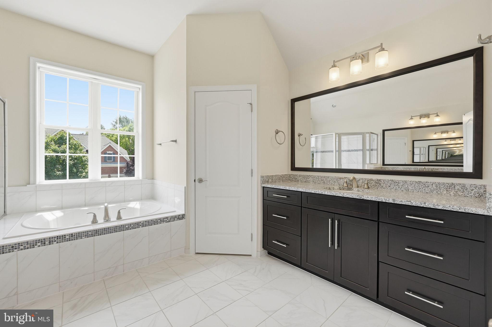 DOMINION VALLEY COUNTRY CLUB - Residential