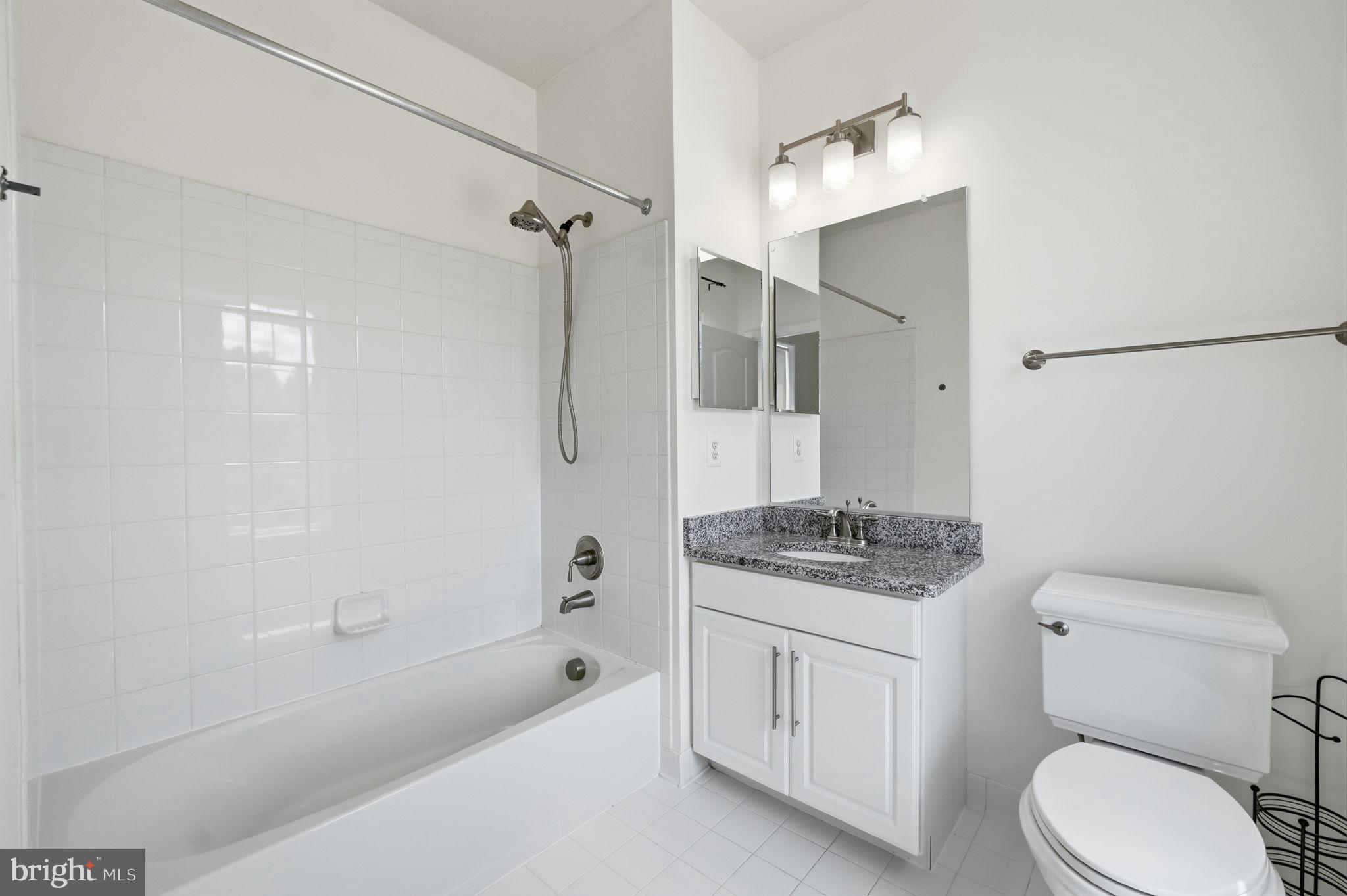 DOMINION VALLEY COUNTRY CLUB - Residential
