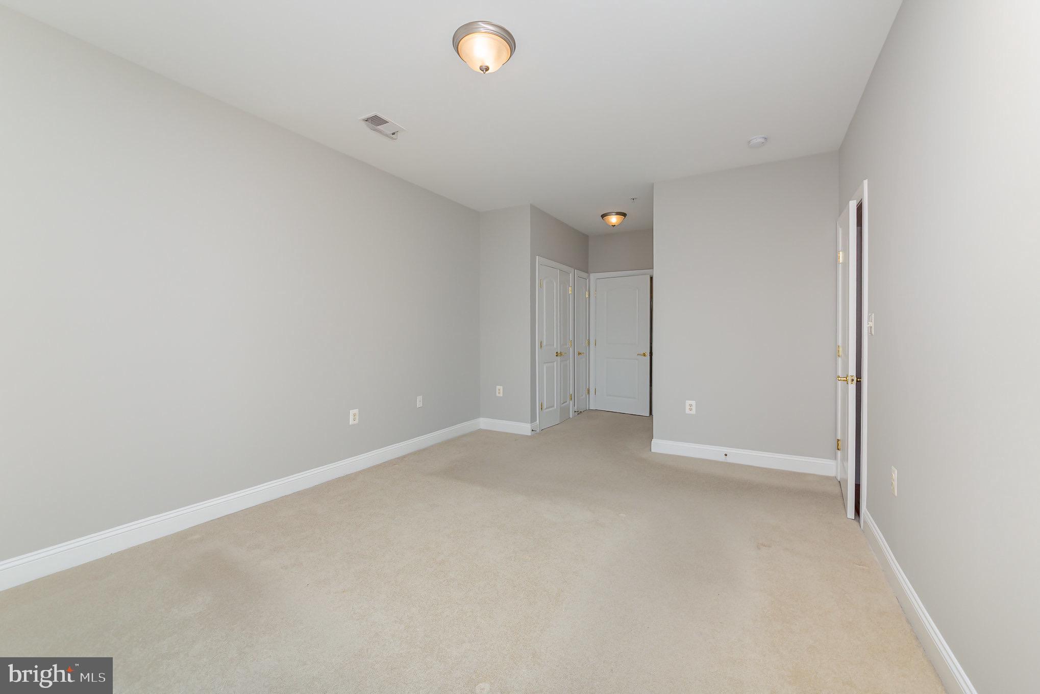 MACPHAIL WOODS - Residential