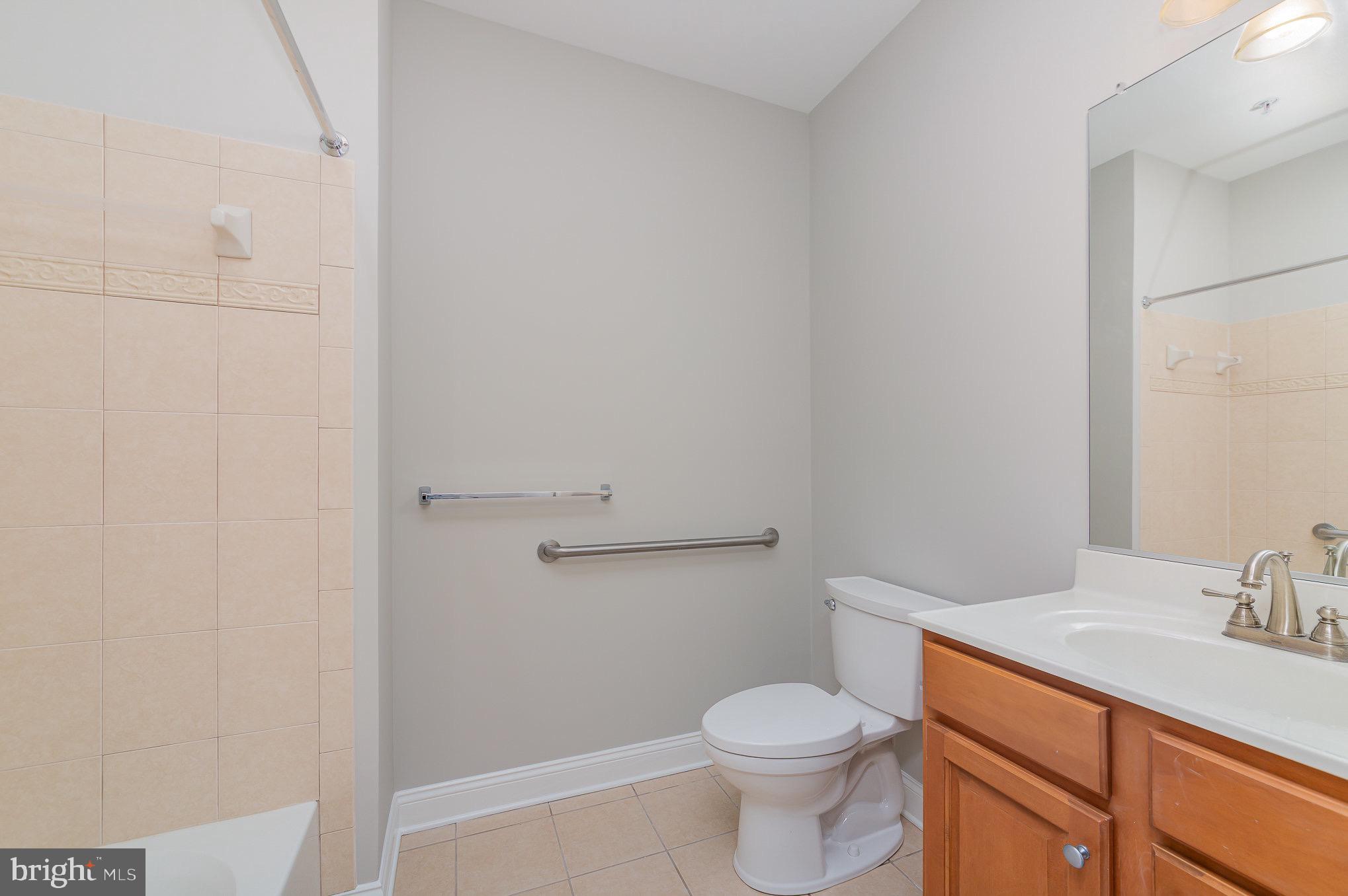MACPHAIL WOODS - Residential