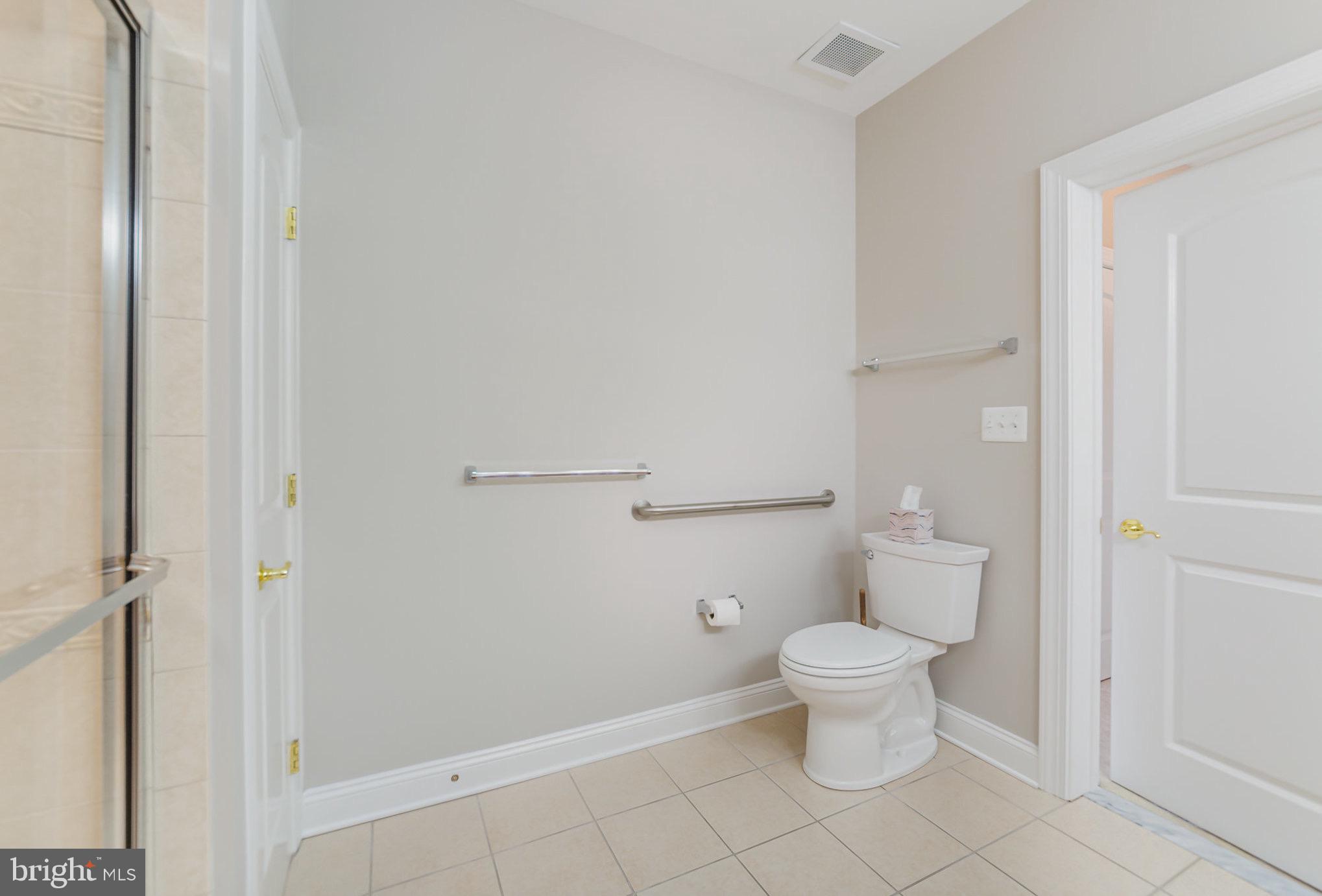 MACPHAIL WOODS - Residential