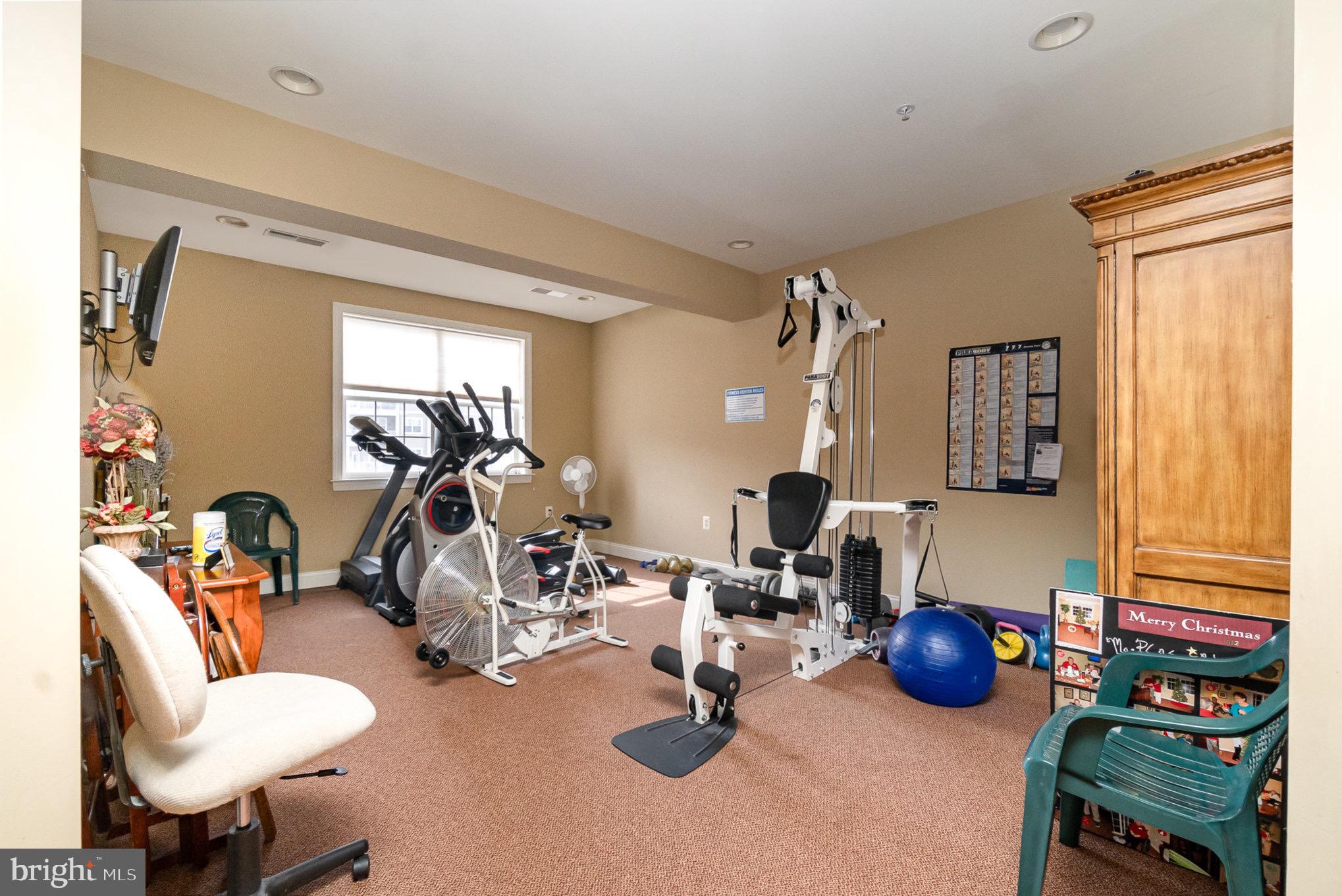 MACPHAIL WOODS - Residential