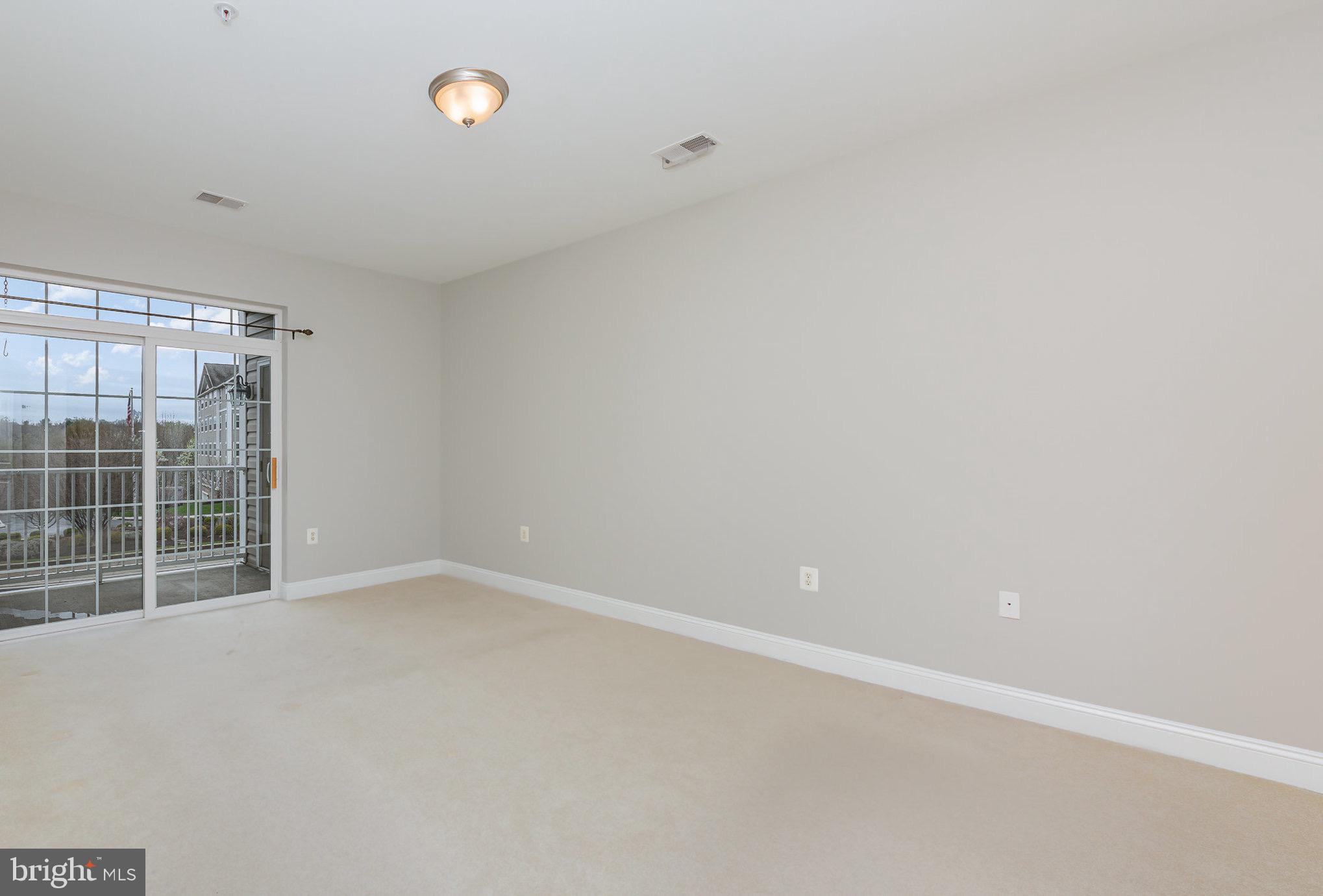 MACPHAIL WOODS - Residential