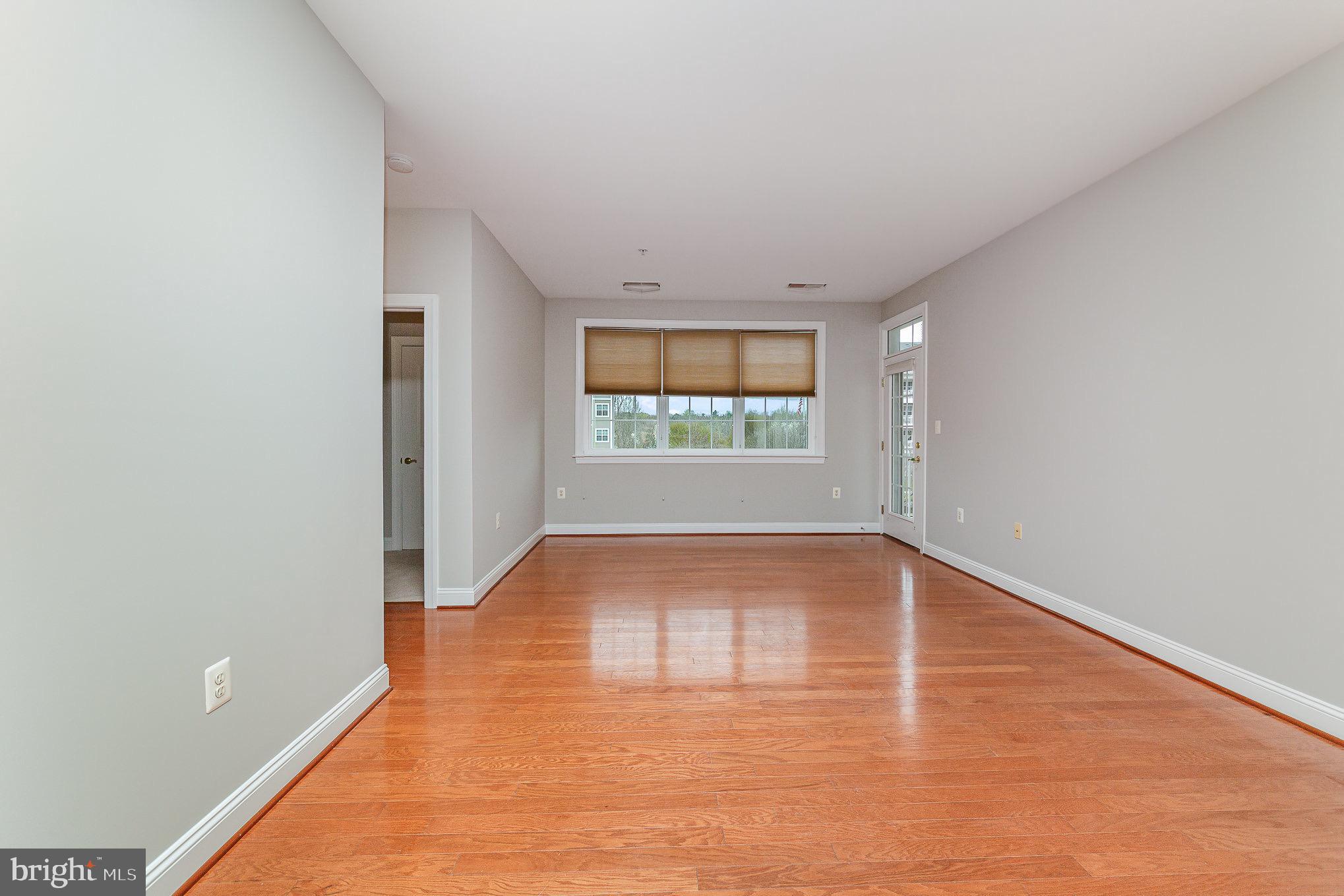 MACPHAIL WOODS - Residential