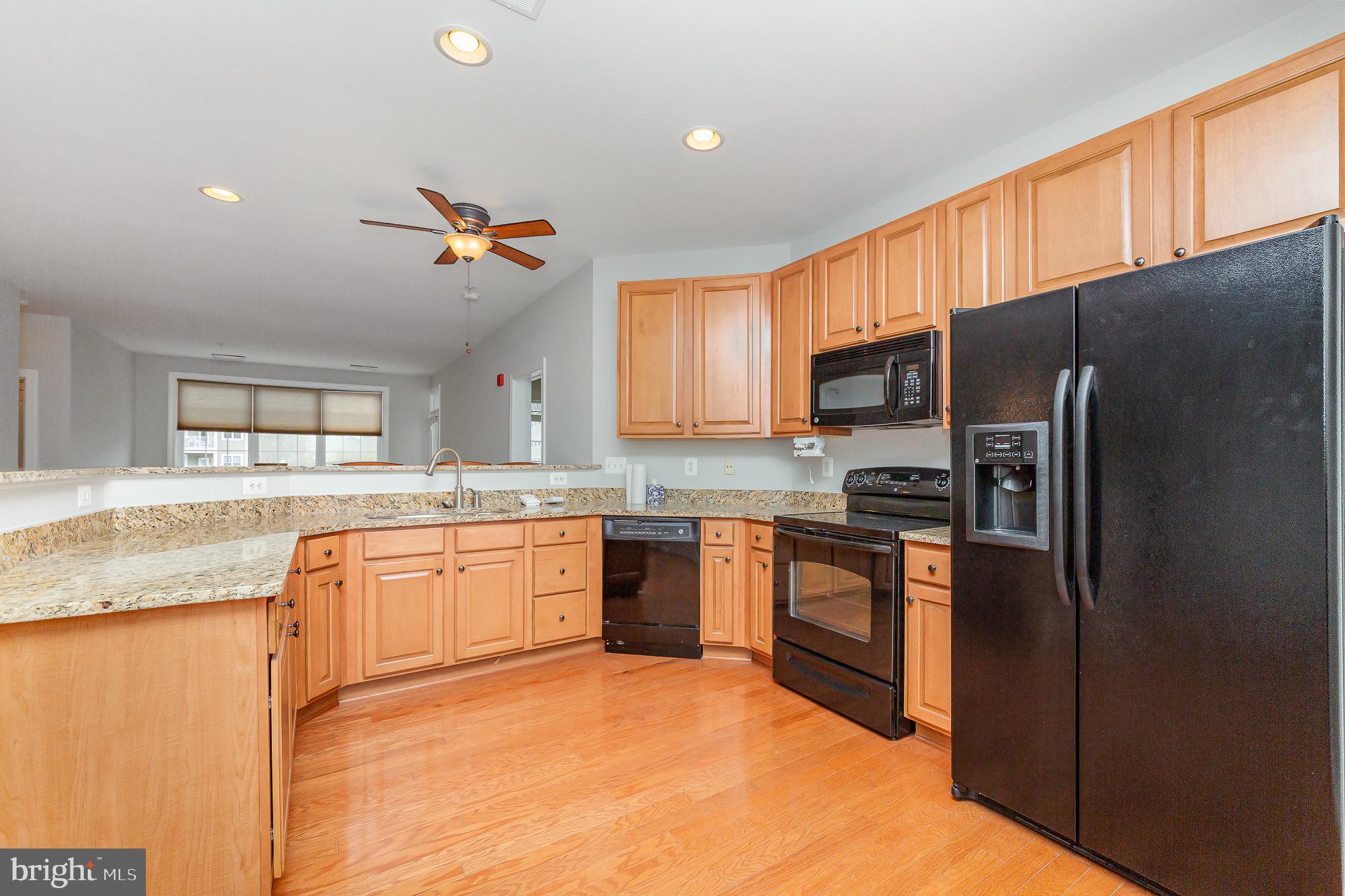 MACPHAIL WOODS - Residential