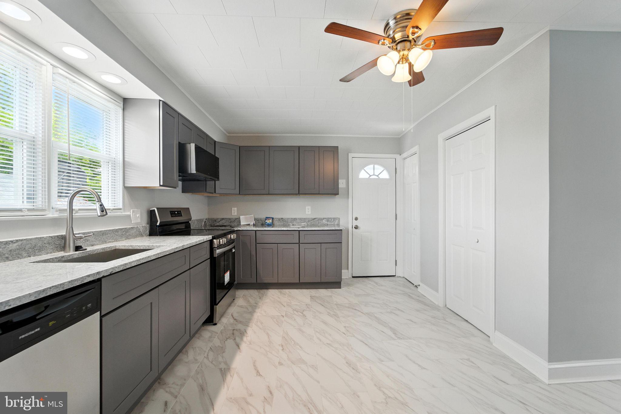 FRENCHS PARK - Residential