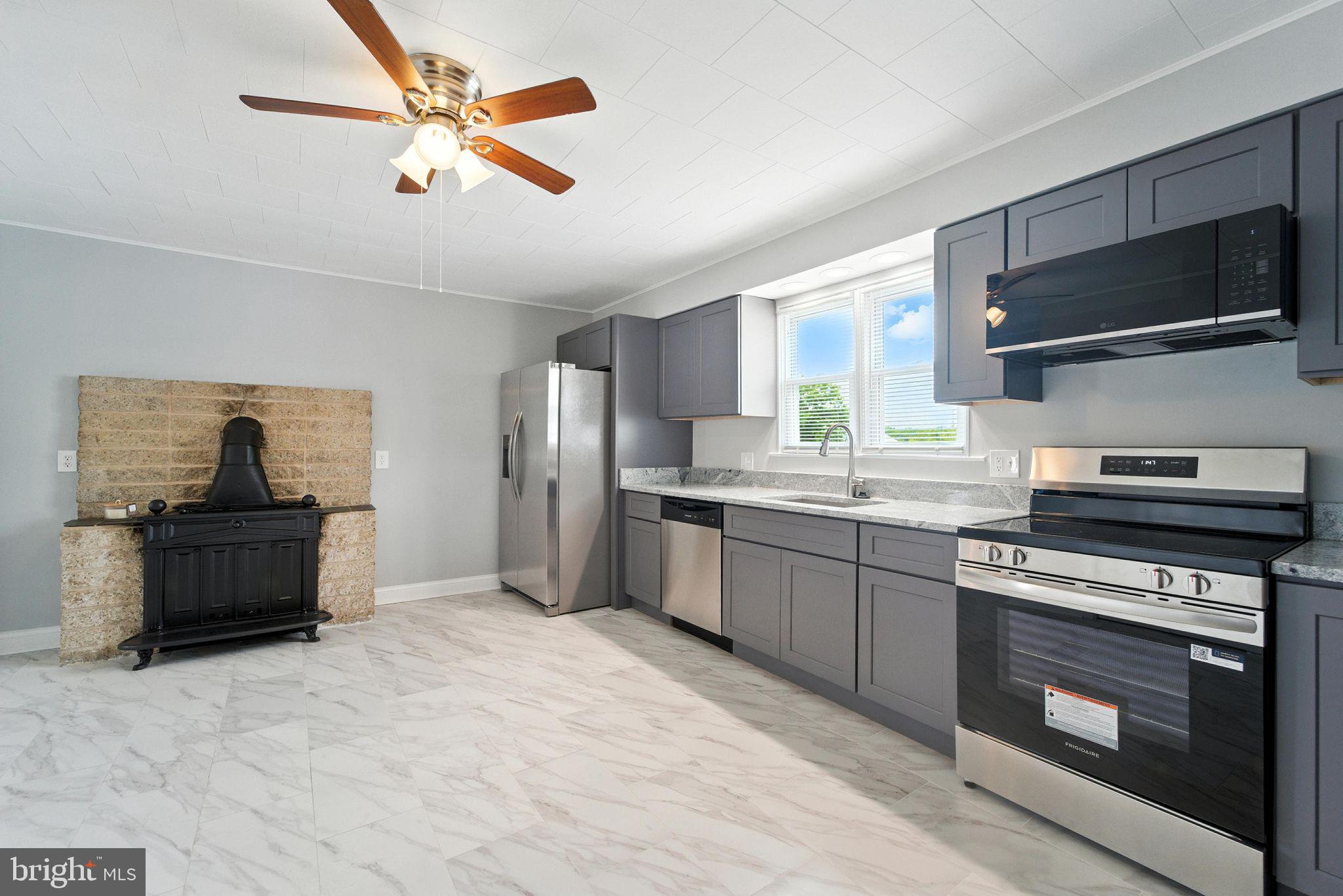 FRENCHS PARK - Residential