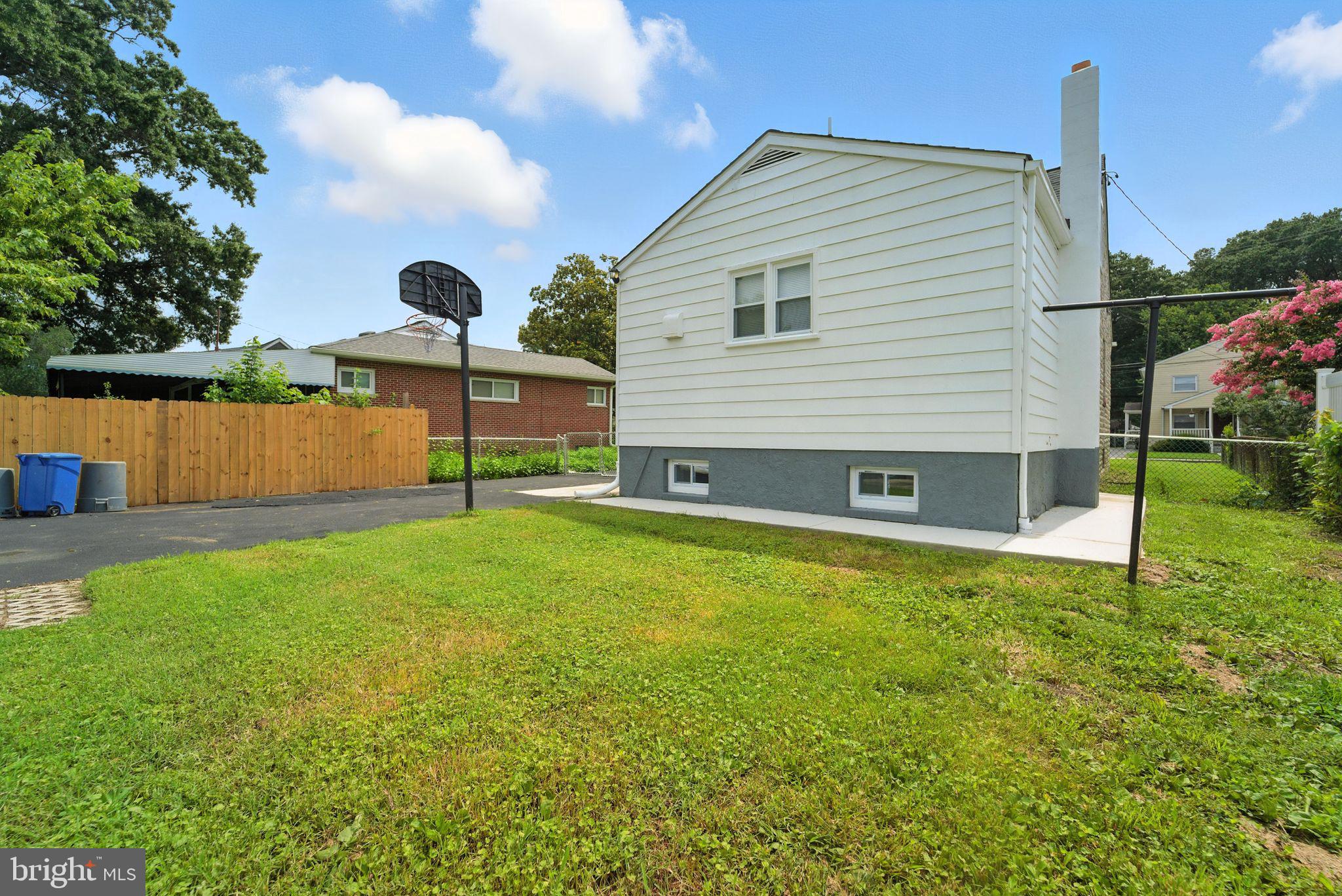 FRENCHS PARK - Residential