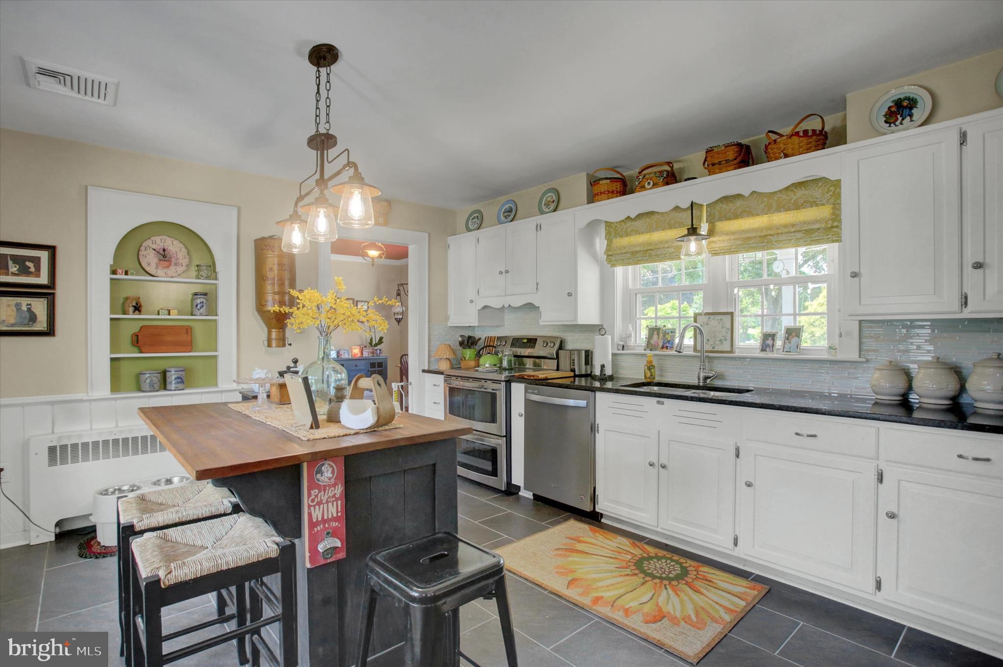 SPRING VALLEY - Residential