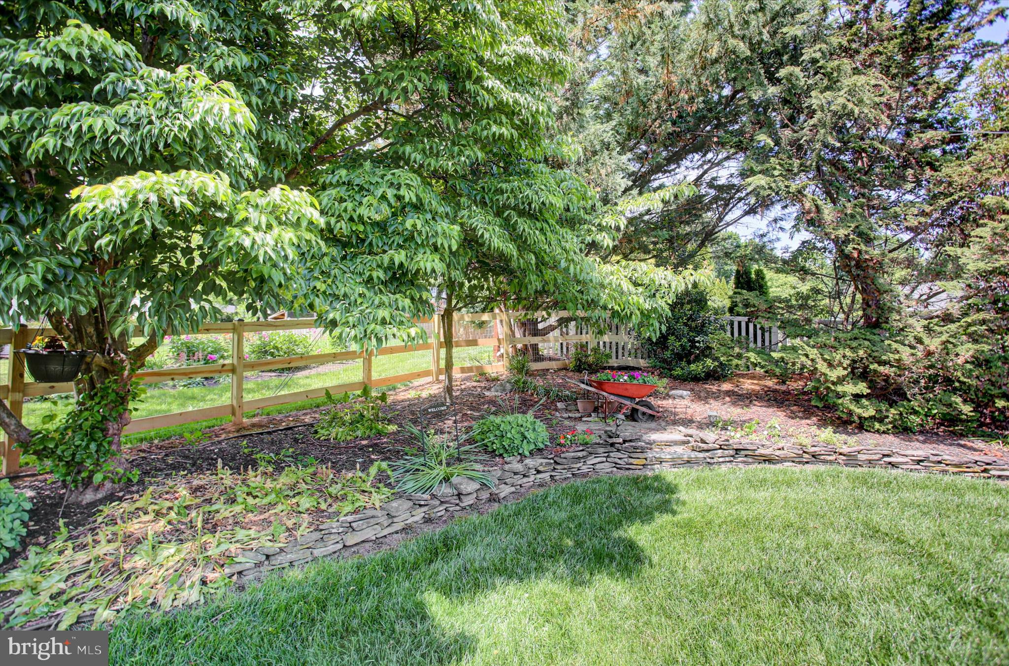 SPRING VALLEY - Residential