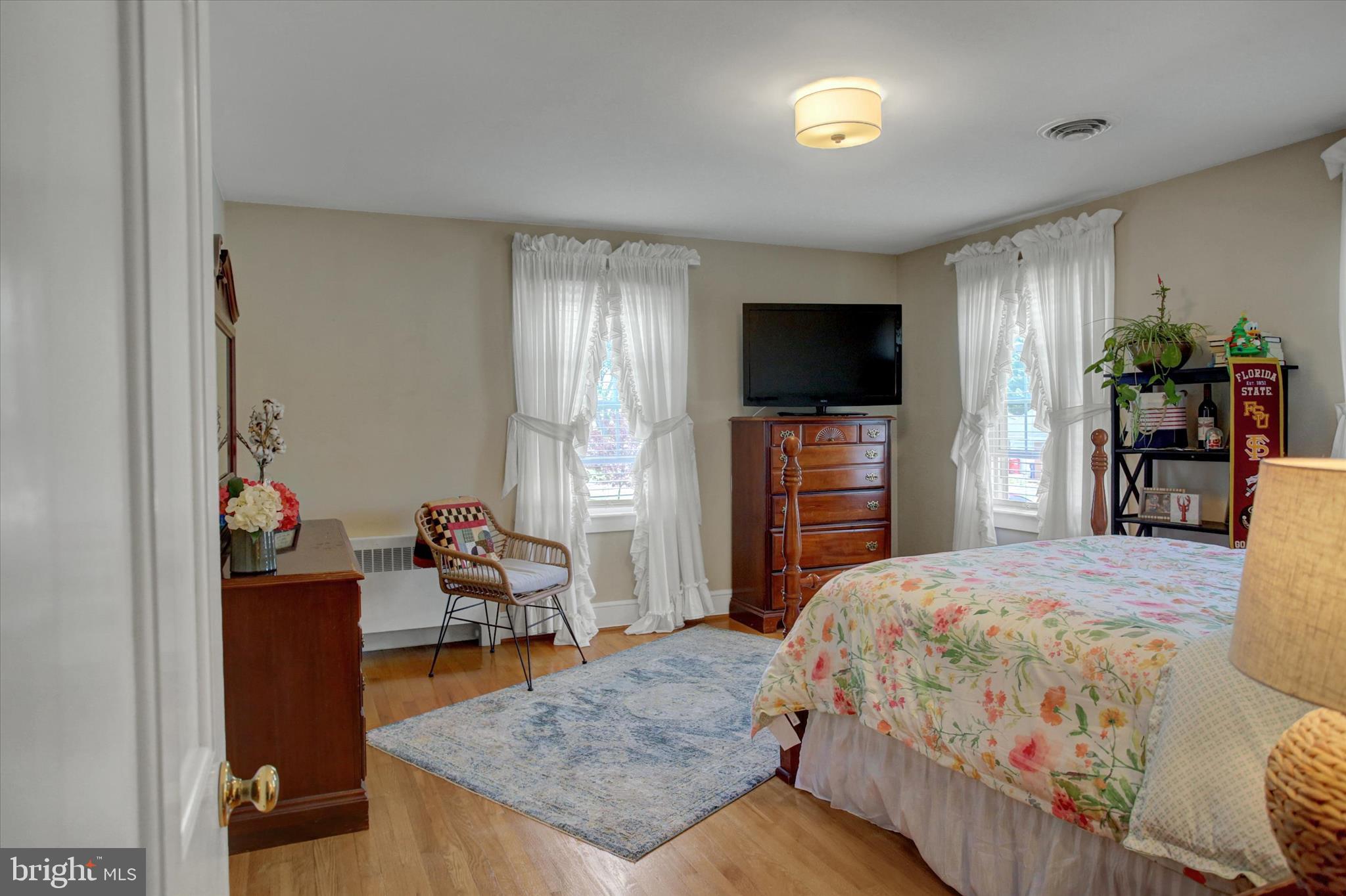 SPRING VALLEY - Residential