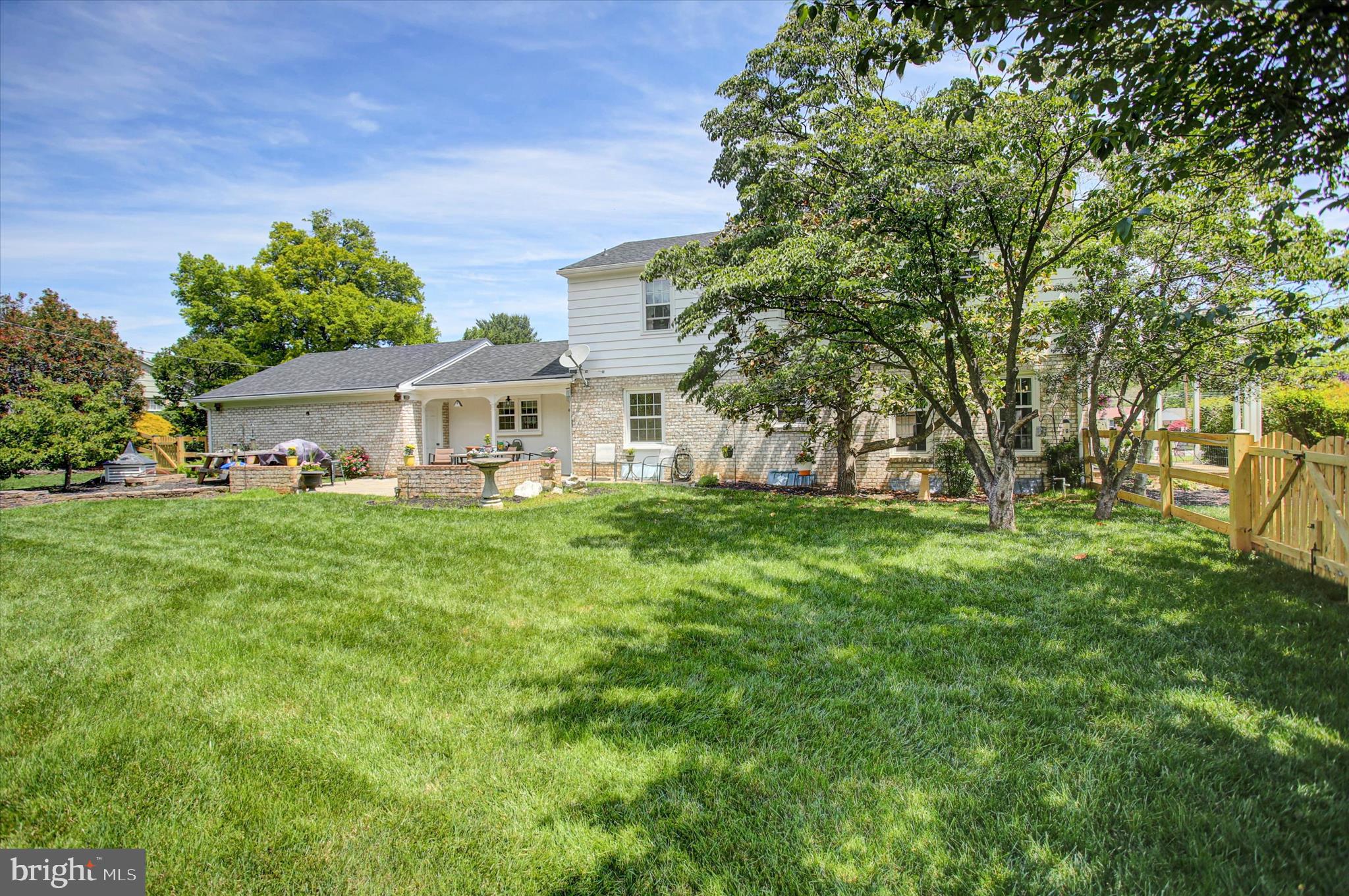 SPRING VALLEY - Residential