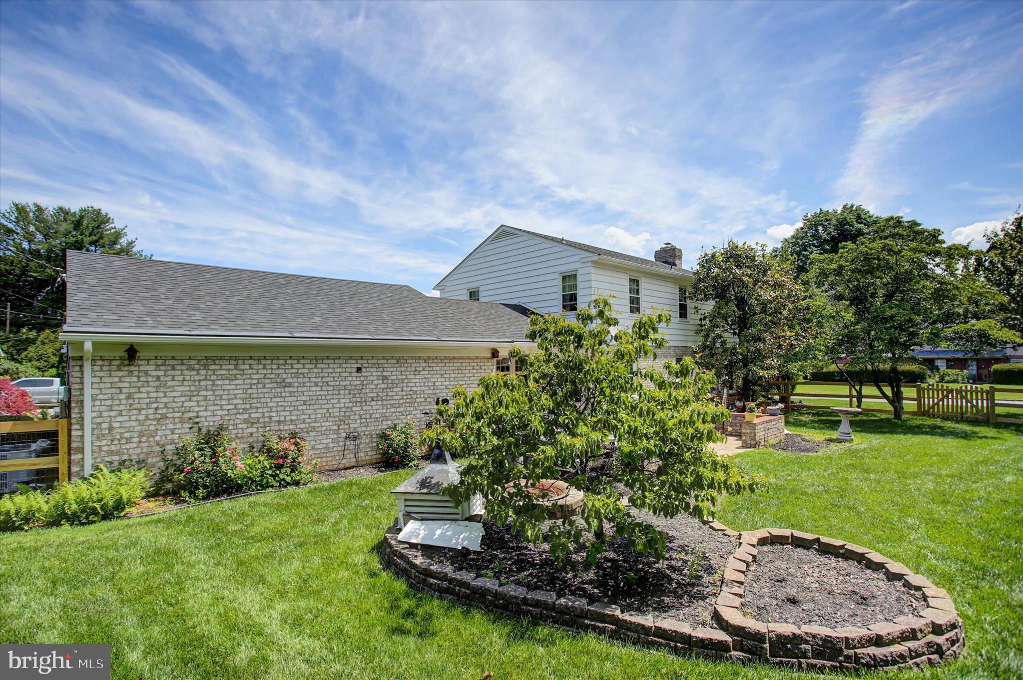 SPRING VALLEY - Residential