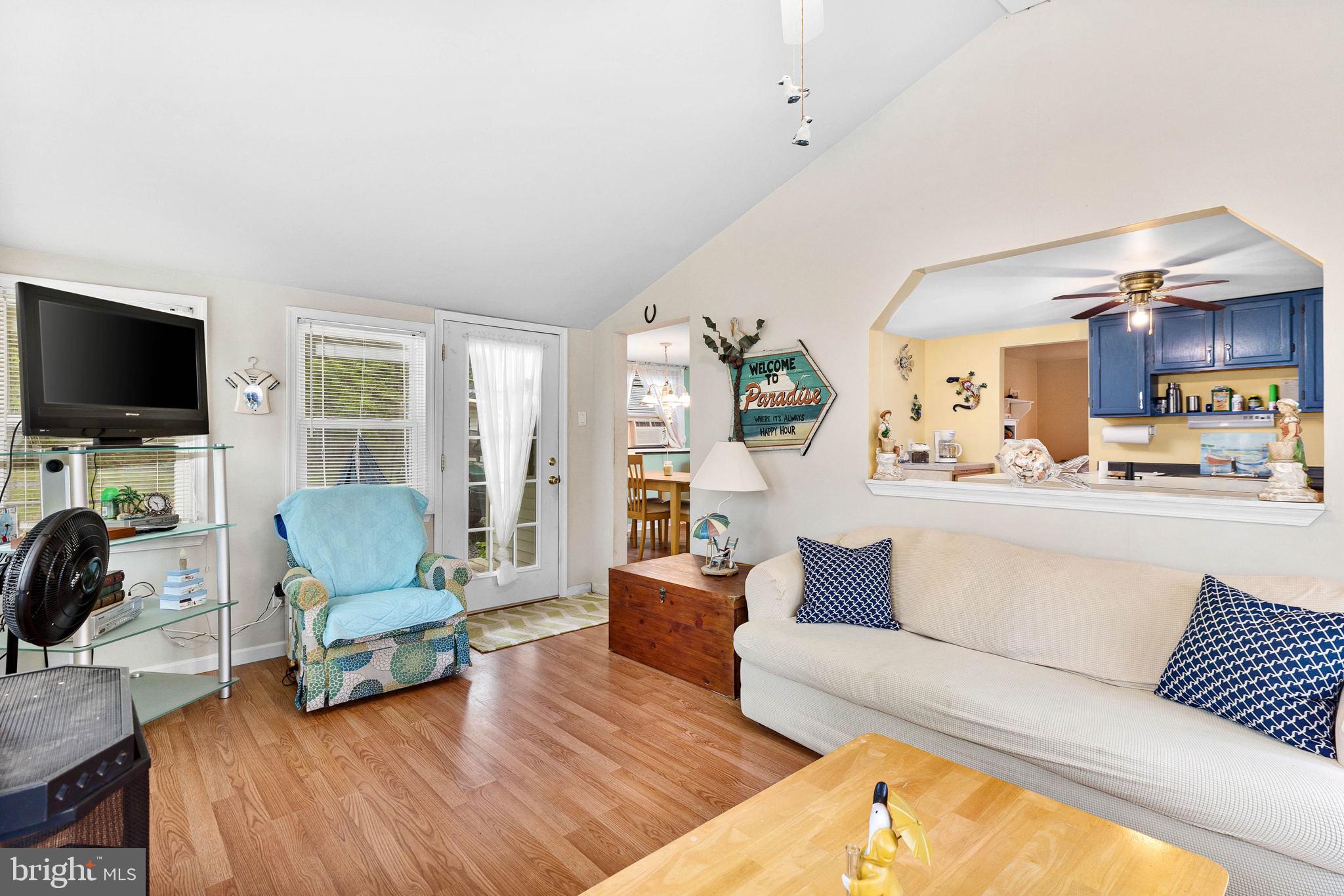 RED POINT BEACH - Residential
