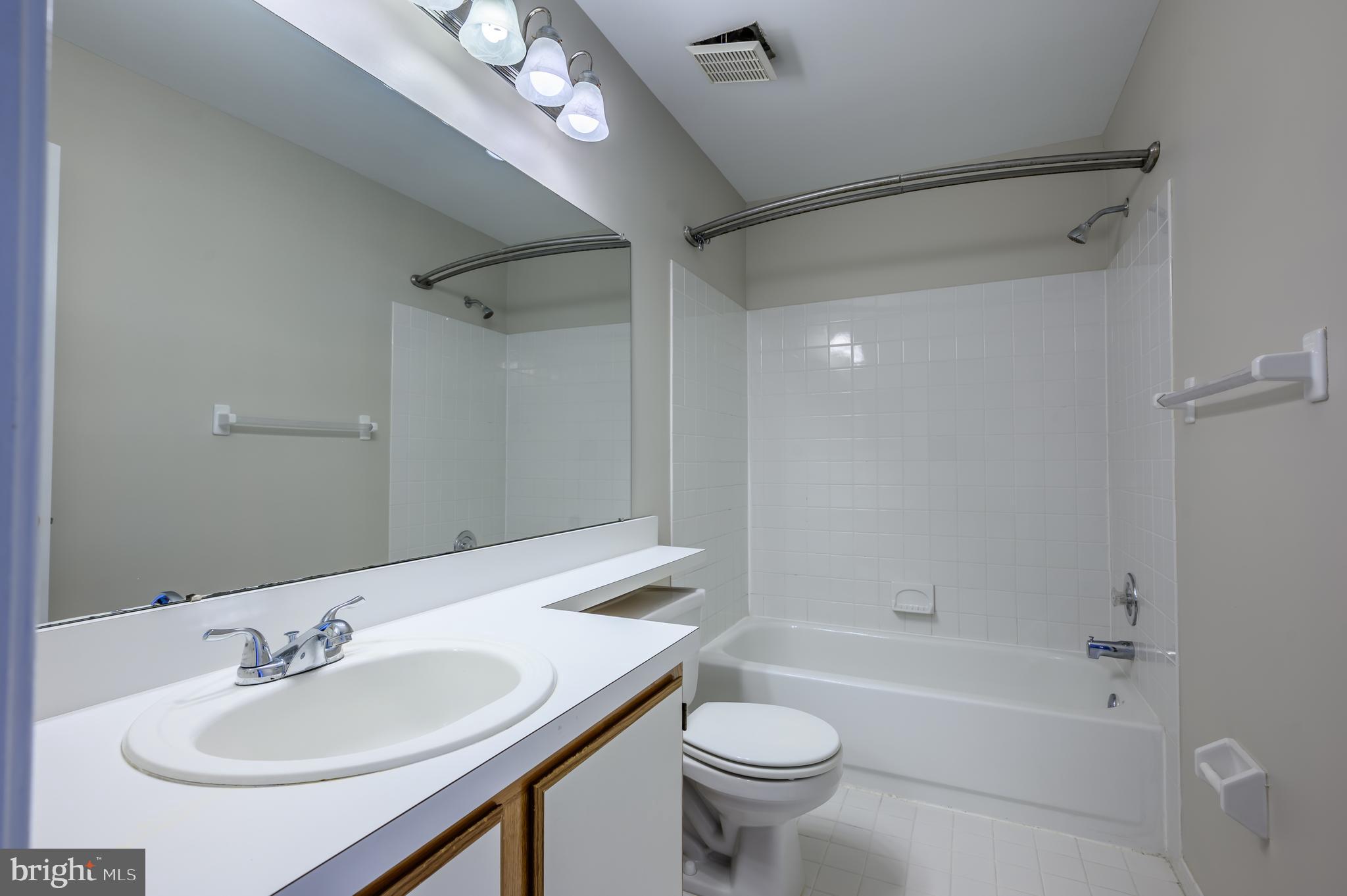 NEWTOWN GRANT - Residential