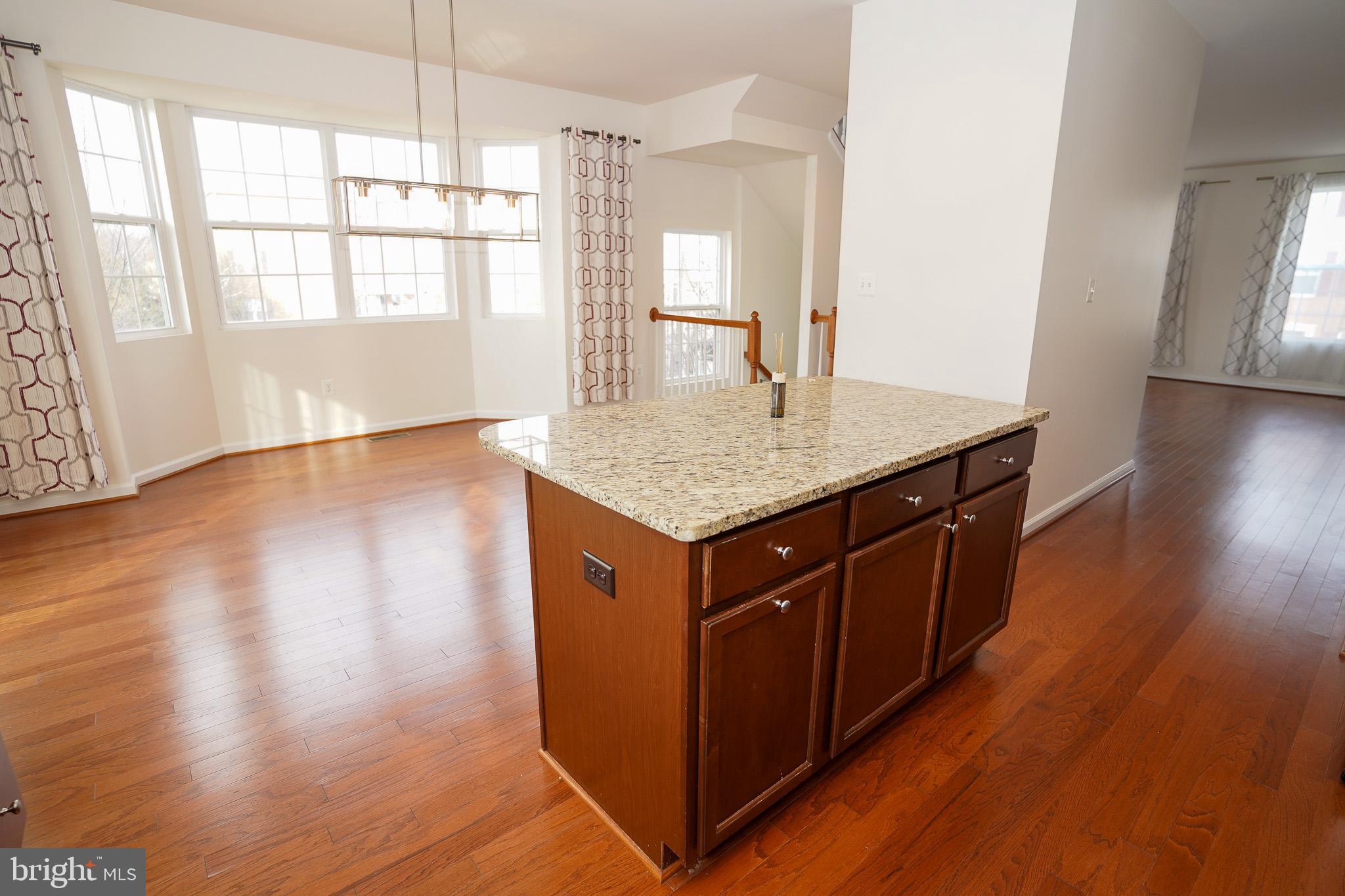 BLUE STREAM - Residential Lease