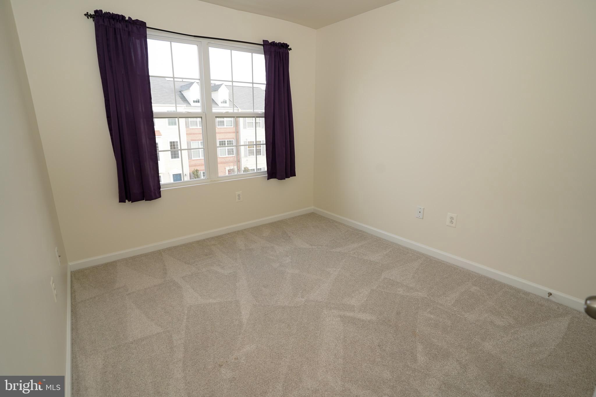 BLUE STREAM - Residential Lease