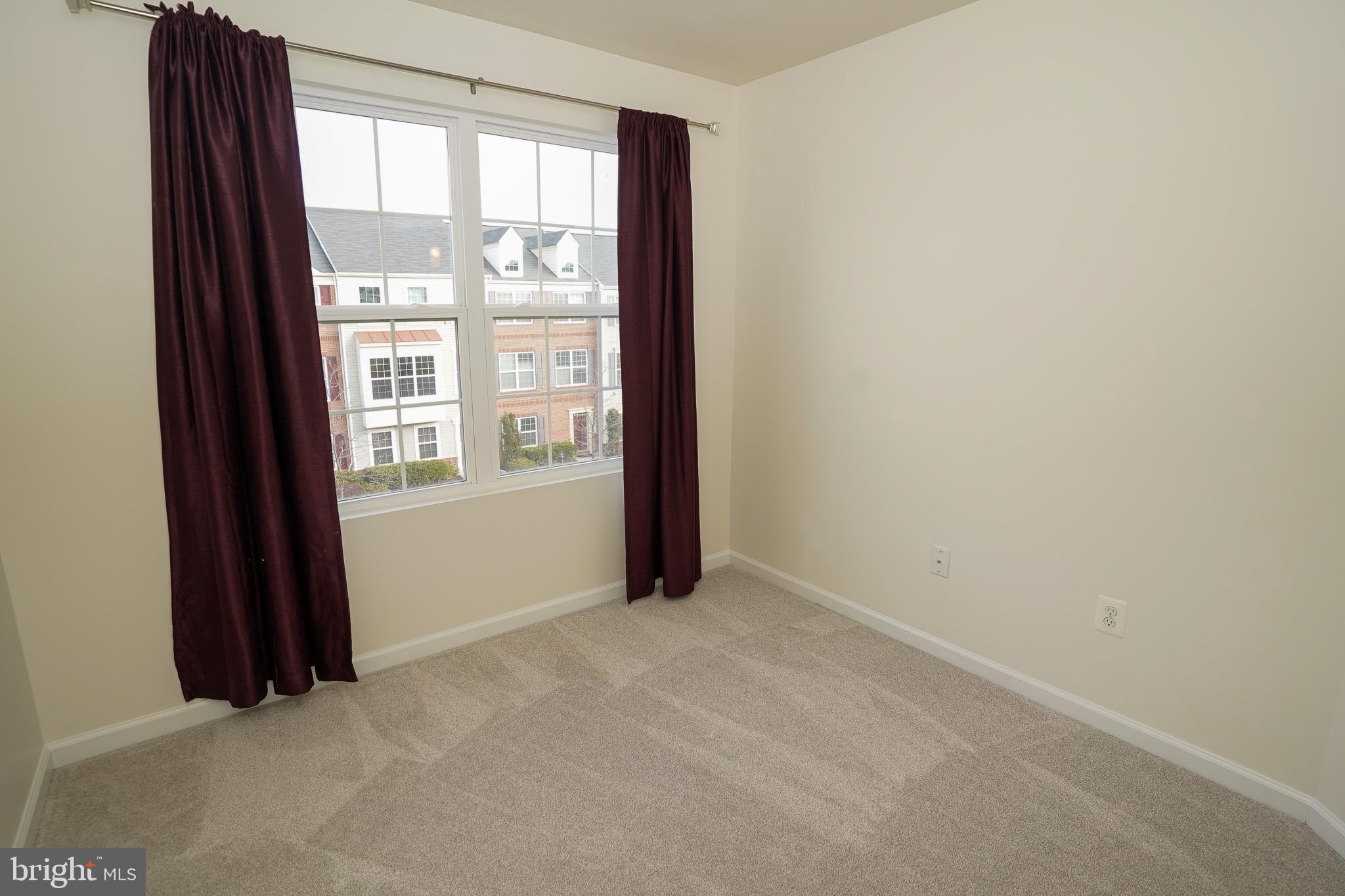 BLUE STREAM - Residential Lease