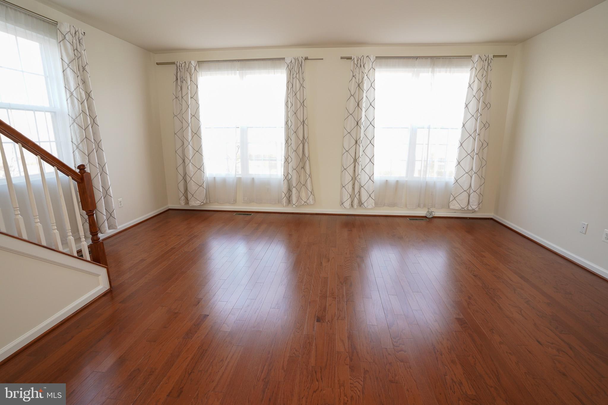 BLUE STREAM - Residential Lease