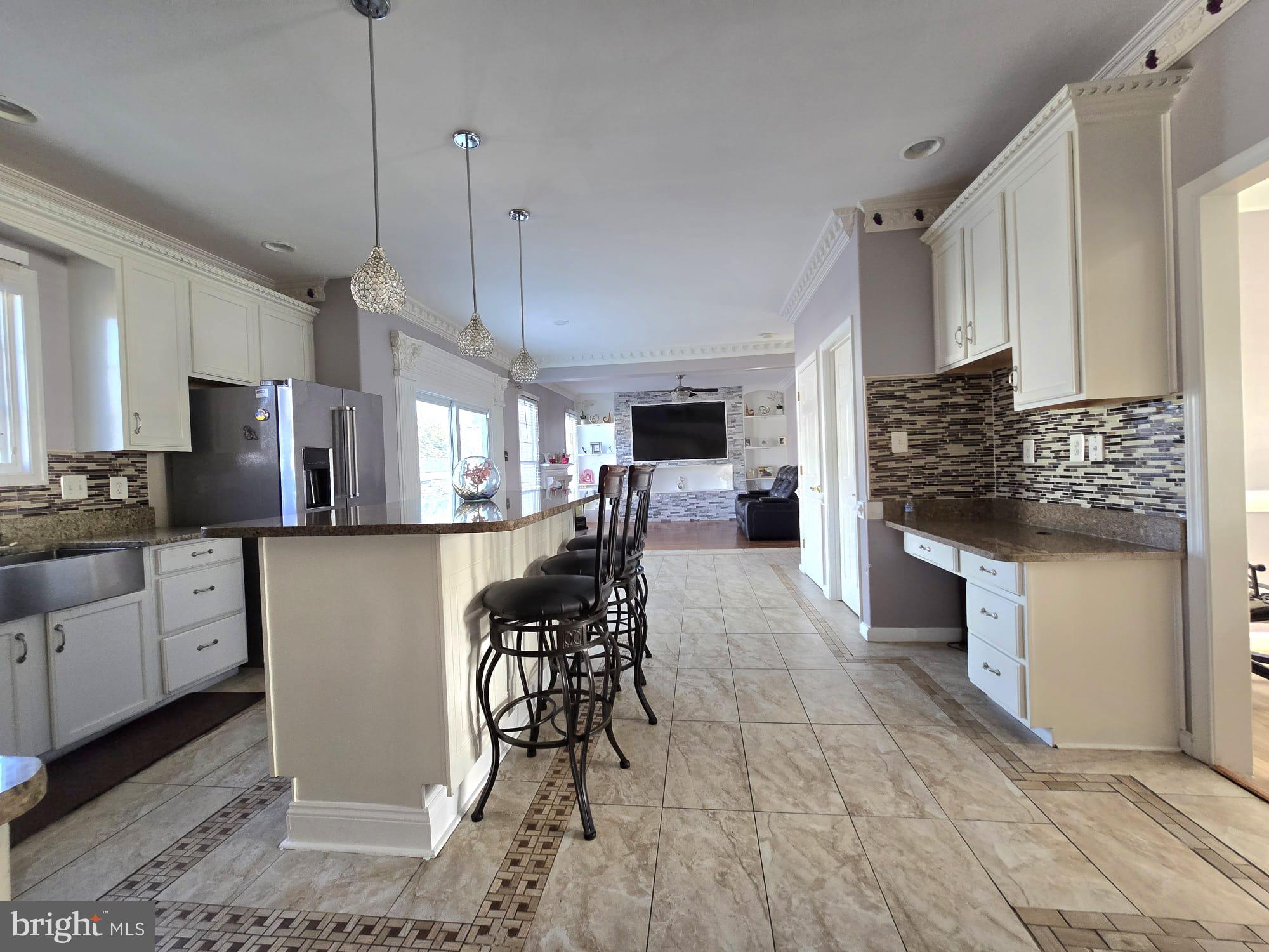 SALEM FIELDS - Residential