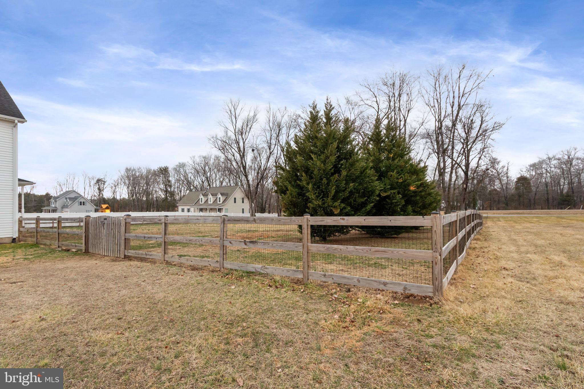 MILLER WOODS - Residential