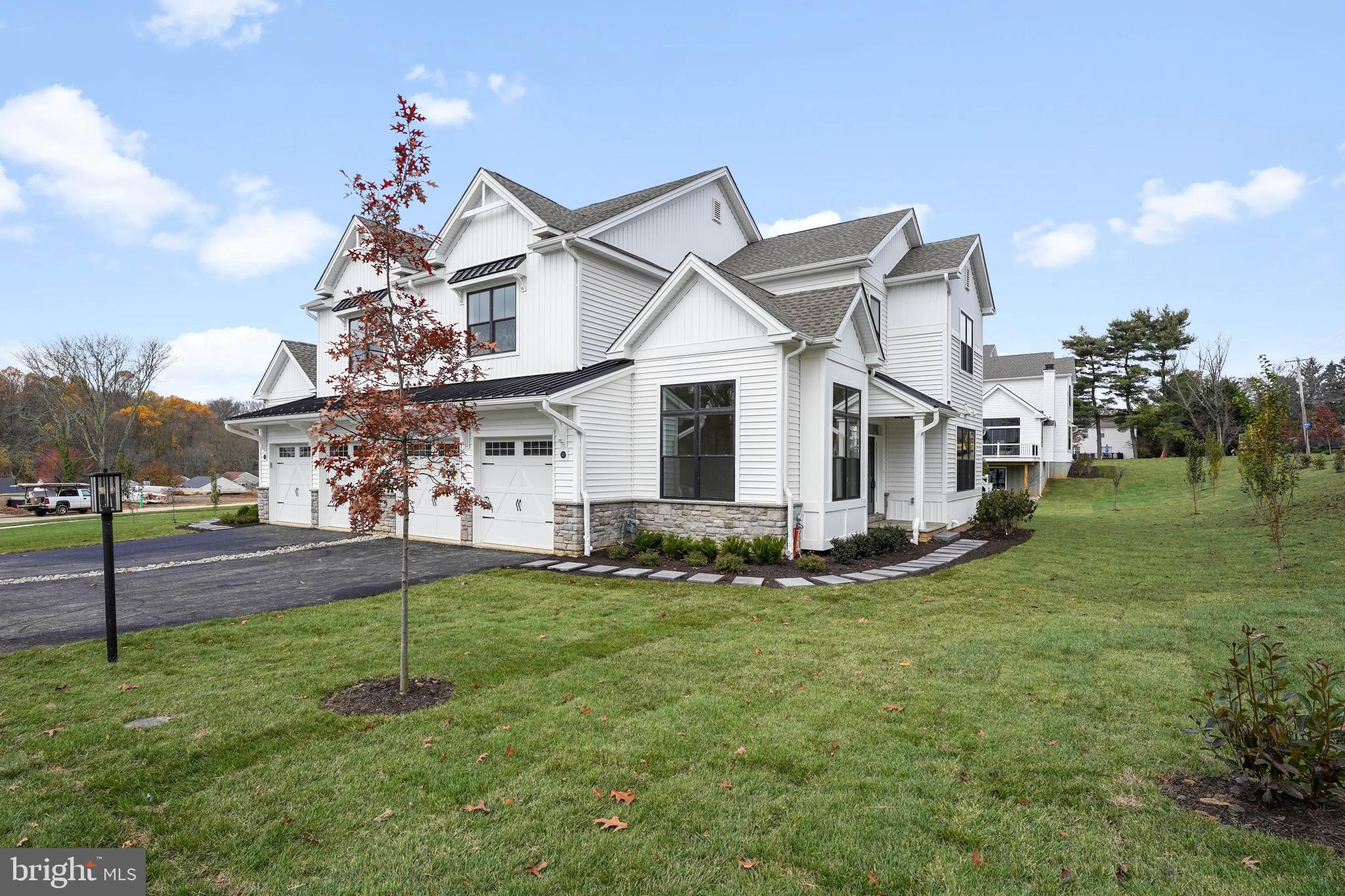 SAWMILL COURT - Residential