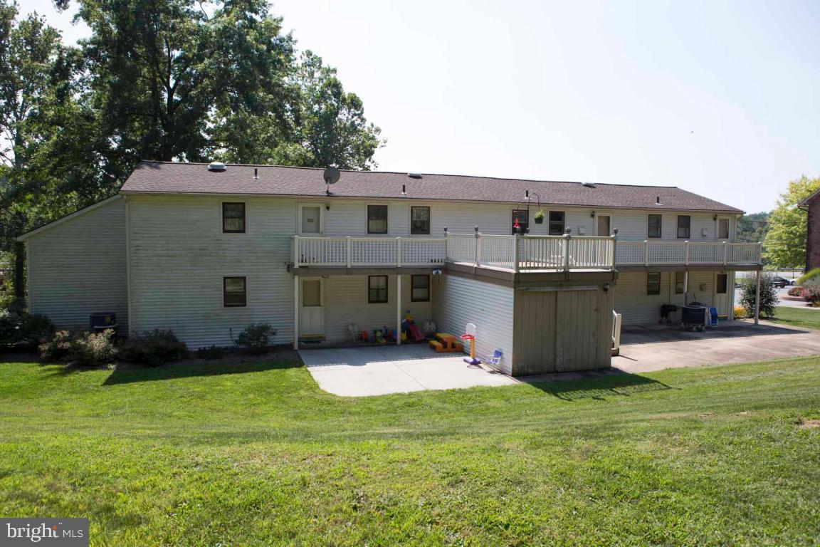 BRICKERVILLE - Residential