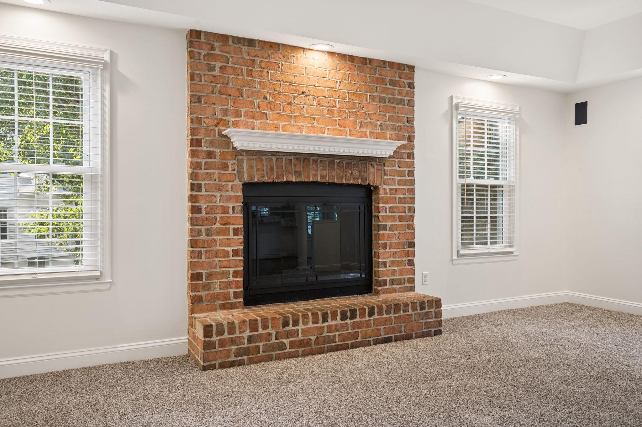 THE OAKS AT FIVE FARMS - Residential