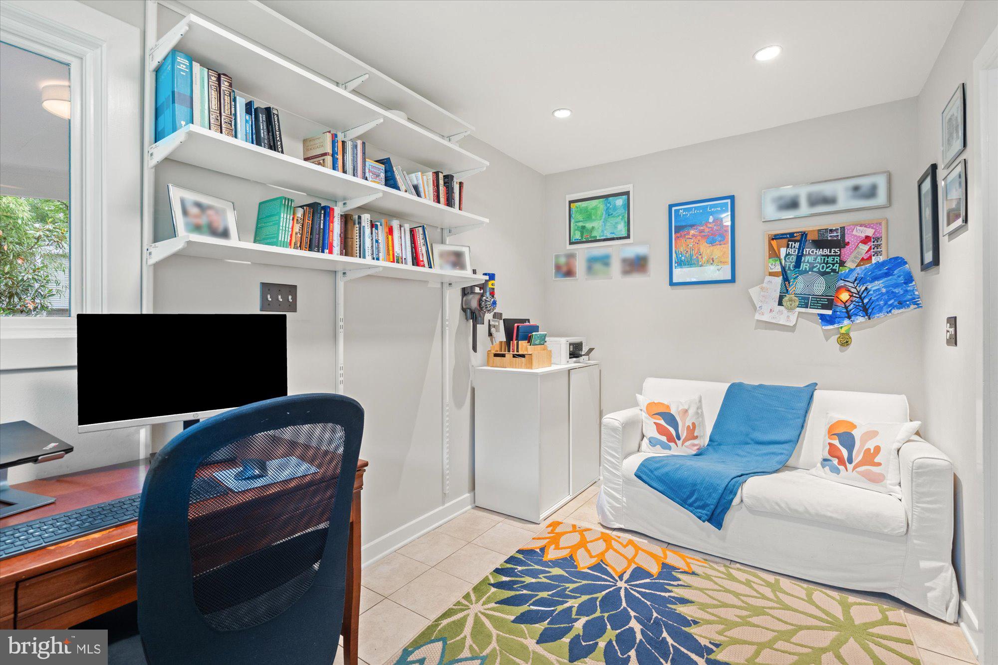 ROLLINGWOOD - Residential