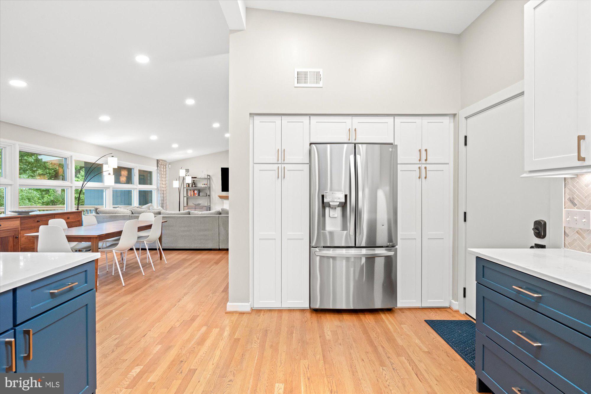 ROLLINGWOOD - Residential