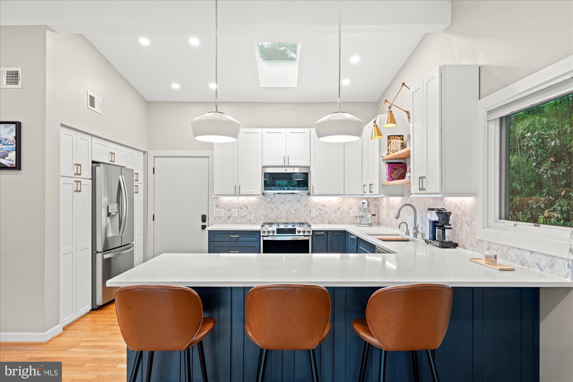ROLLINGWOOD - Residential