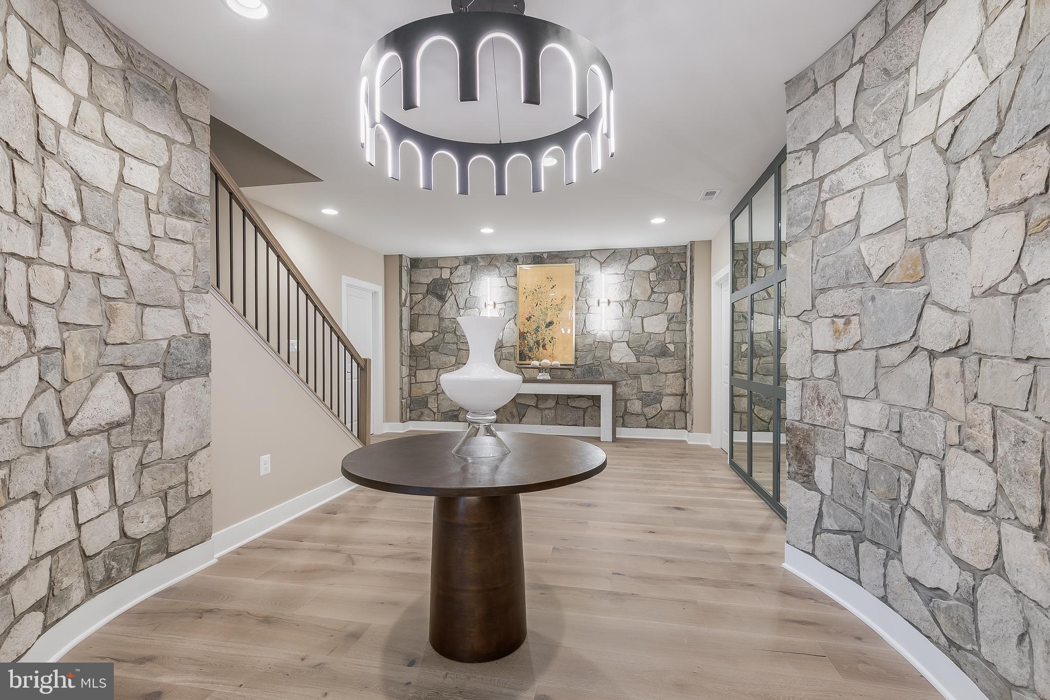 OCCOQUAN OVERLOOK - Residential