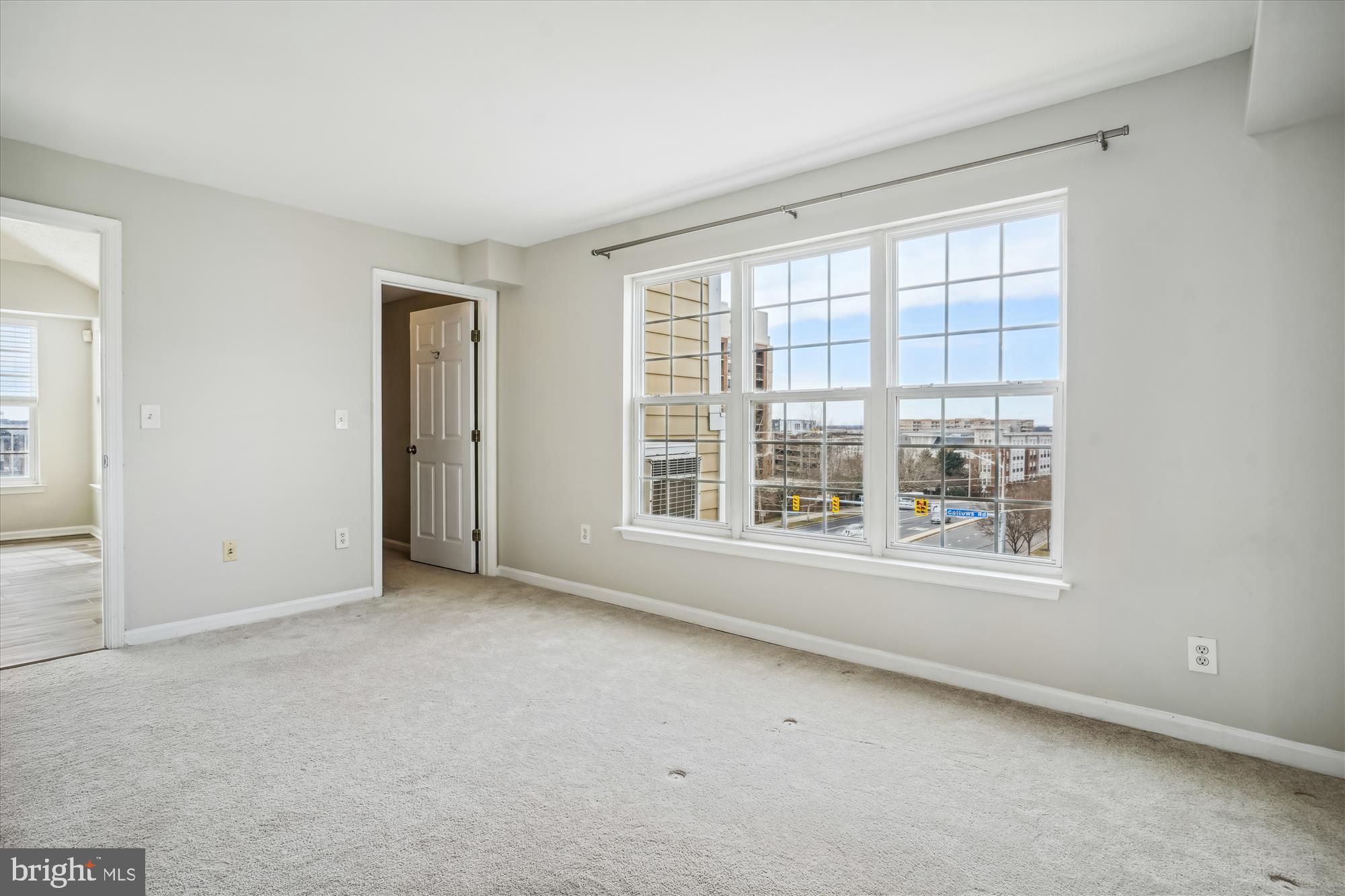 WESTBRIAR CONDOMINIUMS - Residential Lease