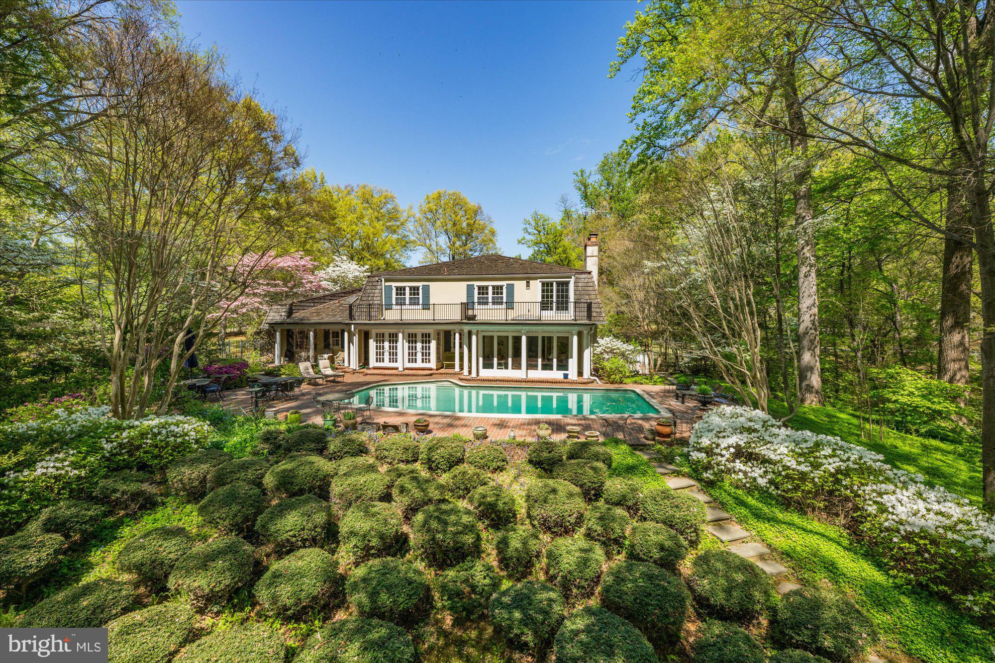 POTOMAC FALLS - Residential
