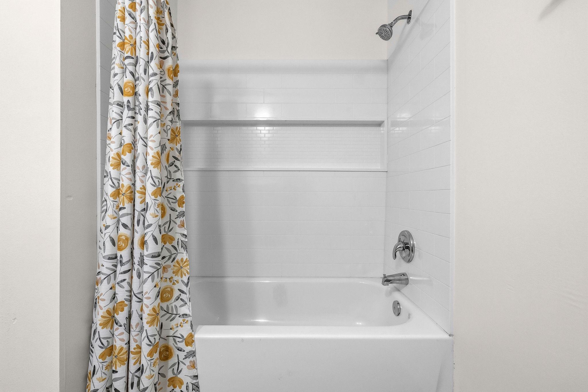 STOCKBRIDGE CONDO - Residential
