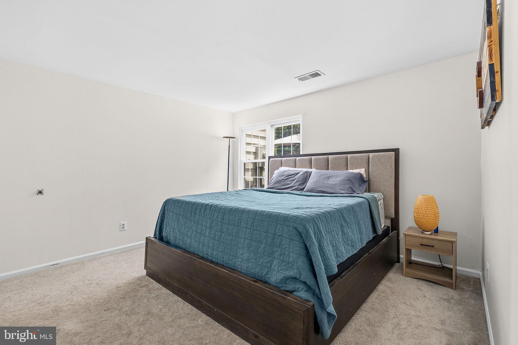 STOCKBRIDGE CONDO - Residential