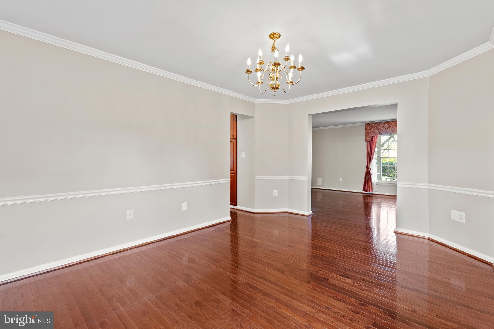 CHANTILLY HIGHLANDS - Residential