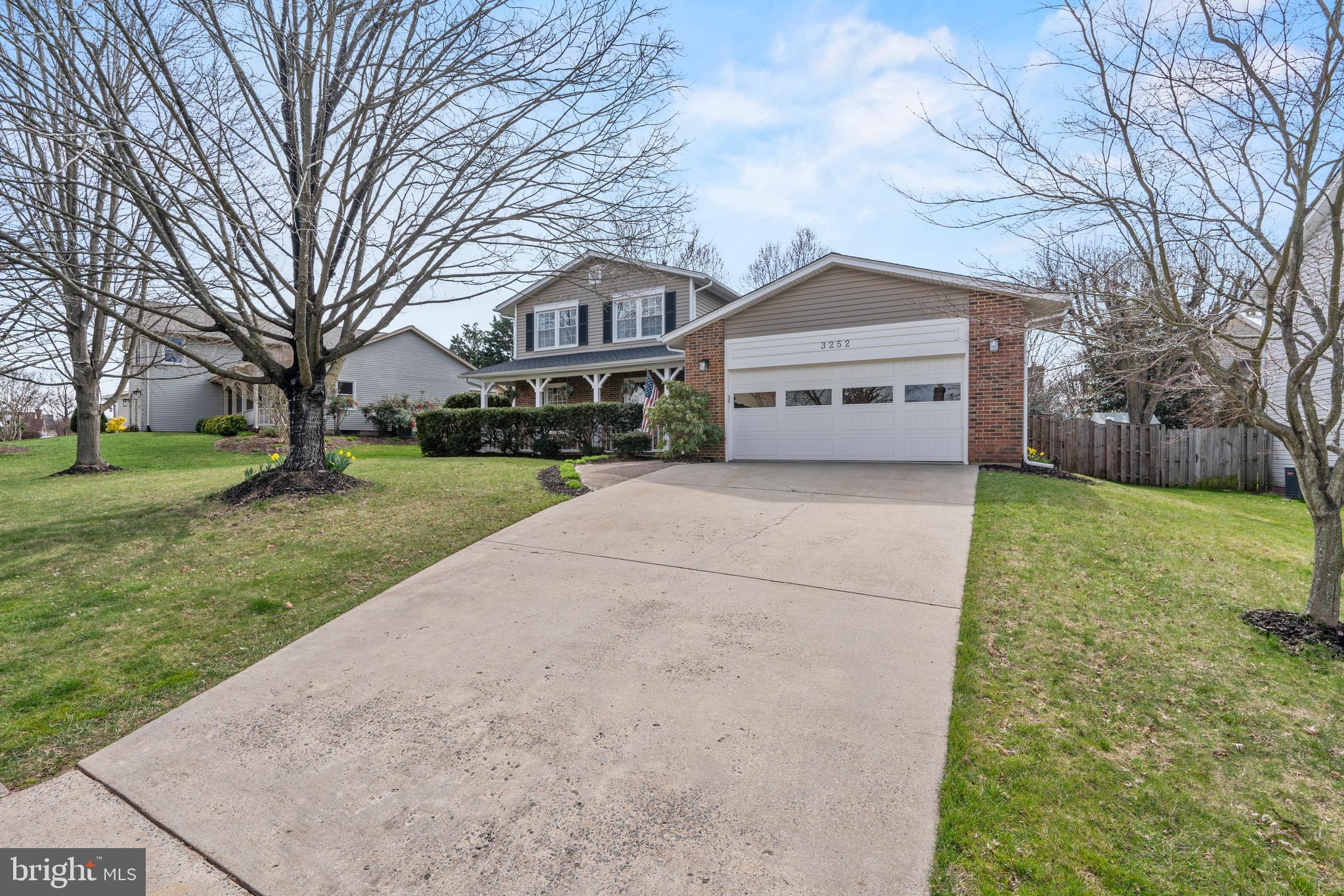 CHANTILLY HIGHLANDS - Residential