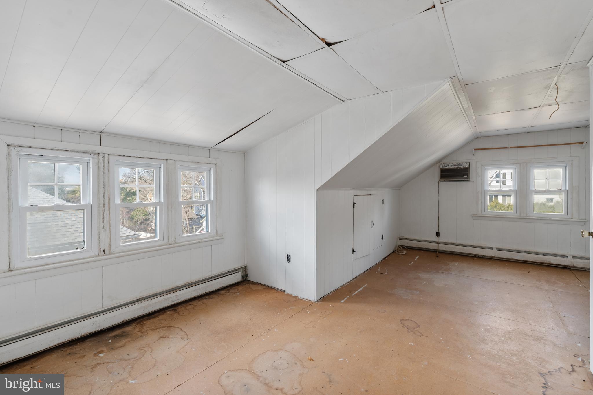 WILLOW RUN - Residential