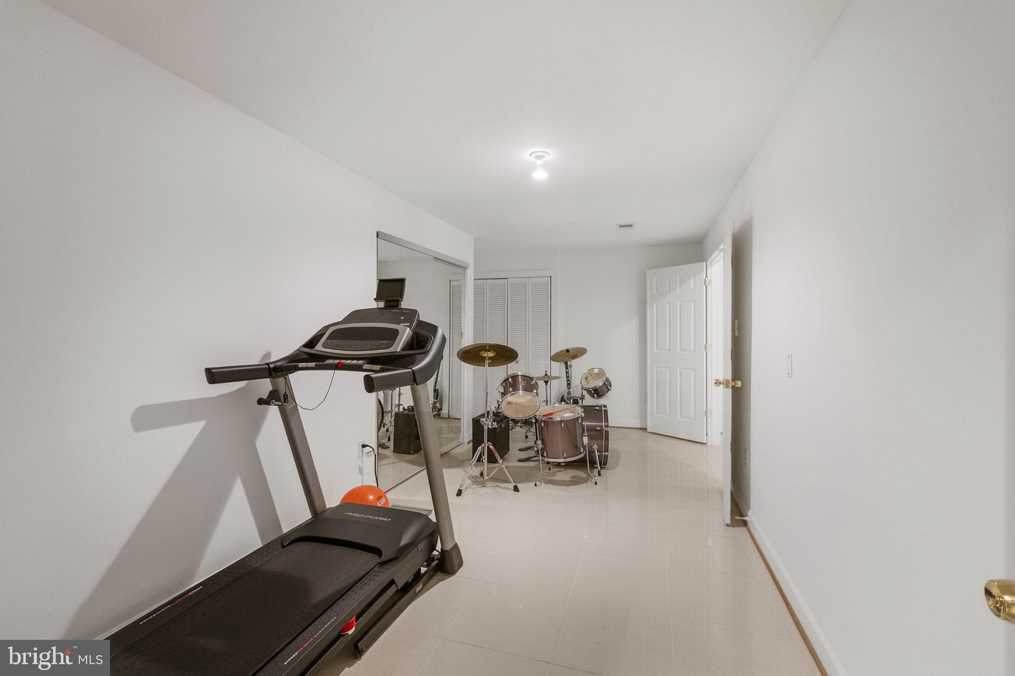 SENECA PARK NORTH - Residential