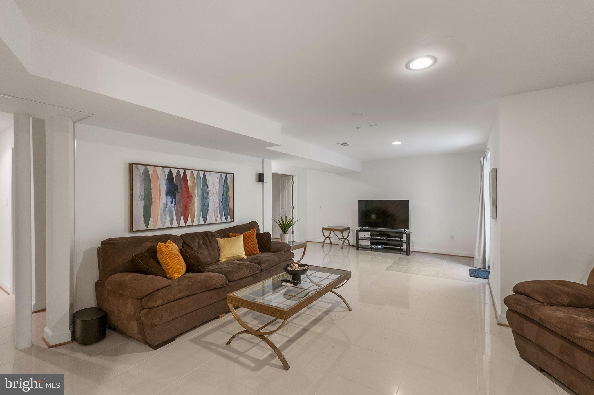 SENECA PARK NORTH - Residential