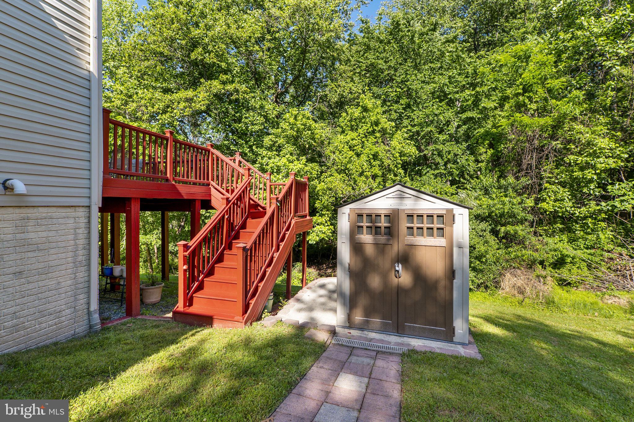 SENECA PARK NORTH - Residential